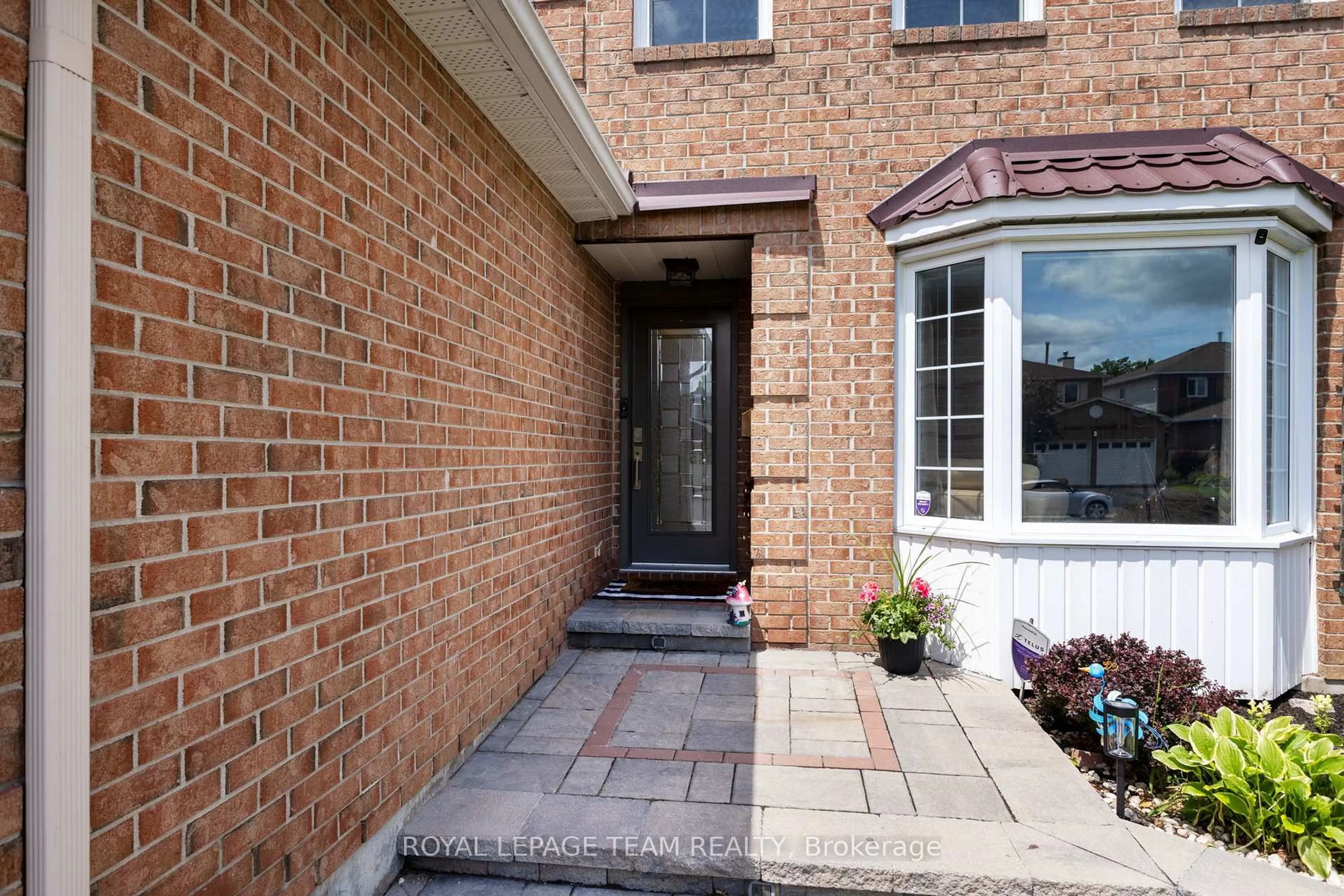 Home with brick exterior material, street for 81 Chickasaw Cres, Ottawa Ontario K2M 1M8
