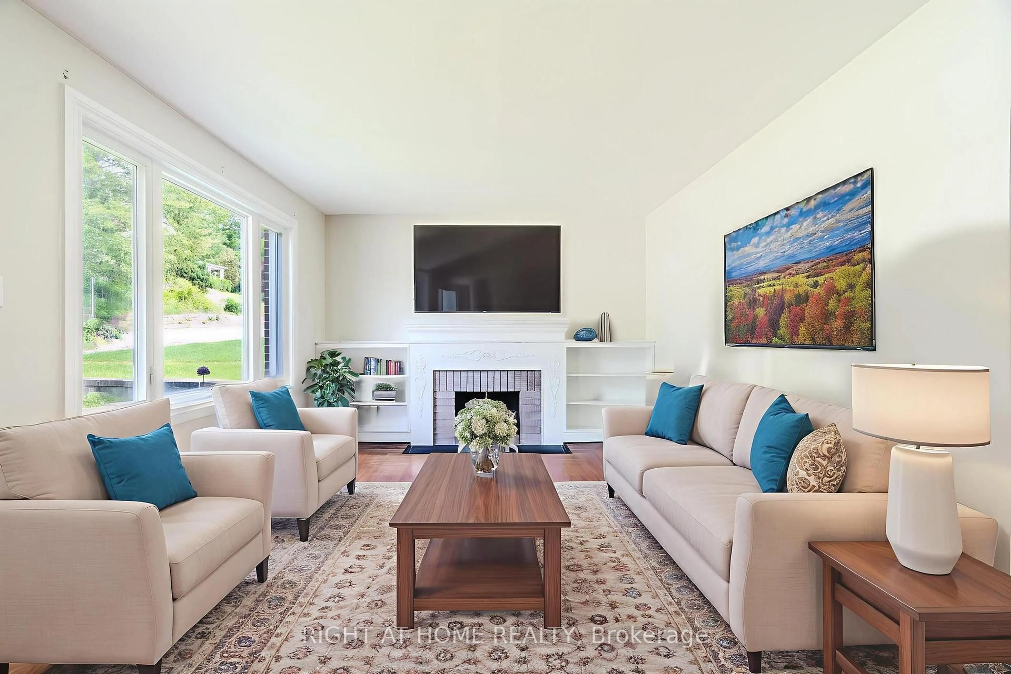 Living room with furniture, unknown for 94 Beech Ave, Cambridge Ontario N3C 1X5