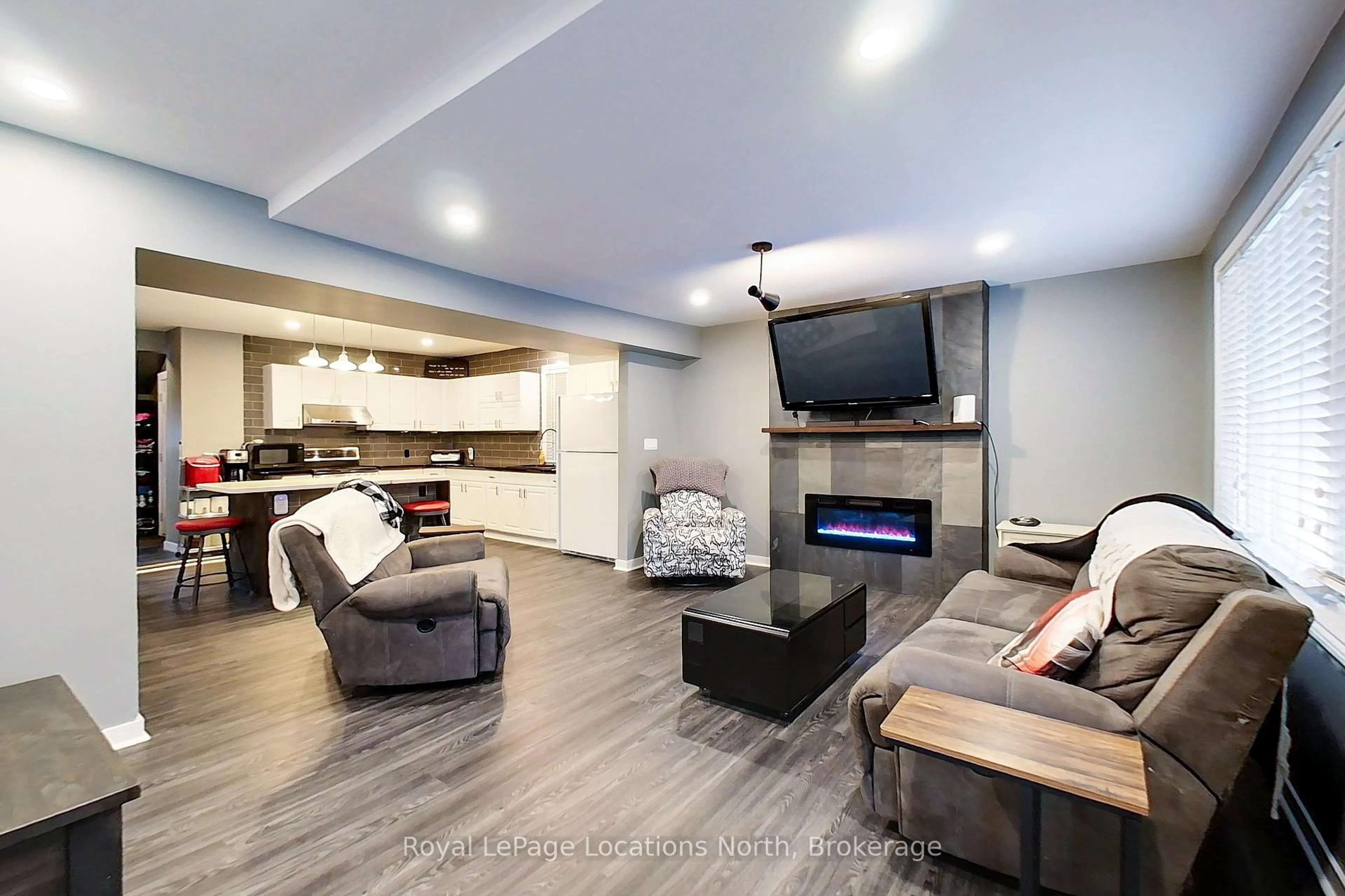 Living room with furniture, unknown for 56 Sykes St, Meaford Ontario N4L 1E3