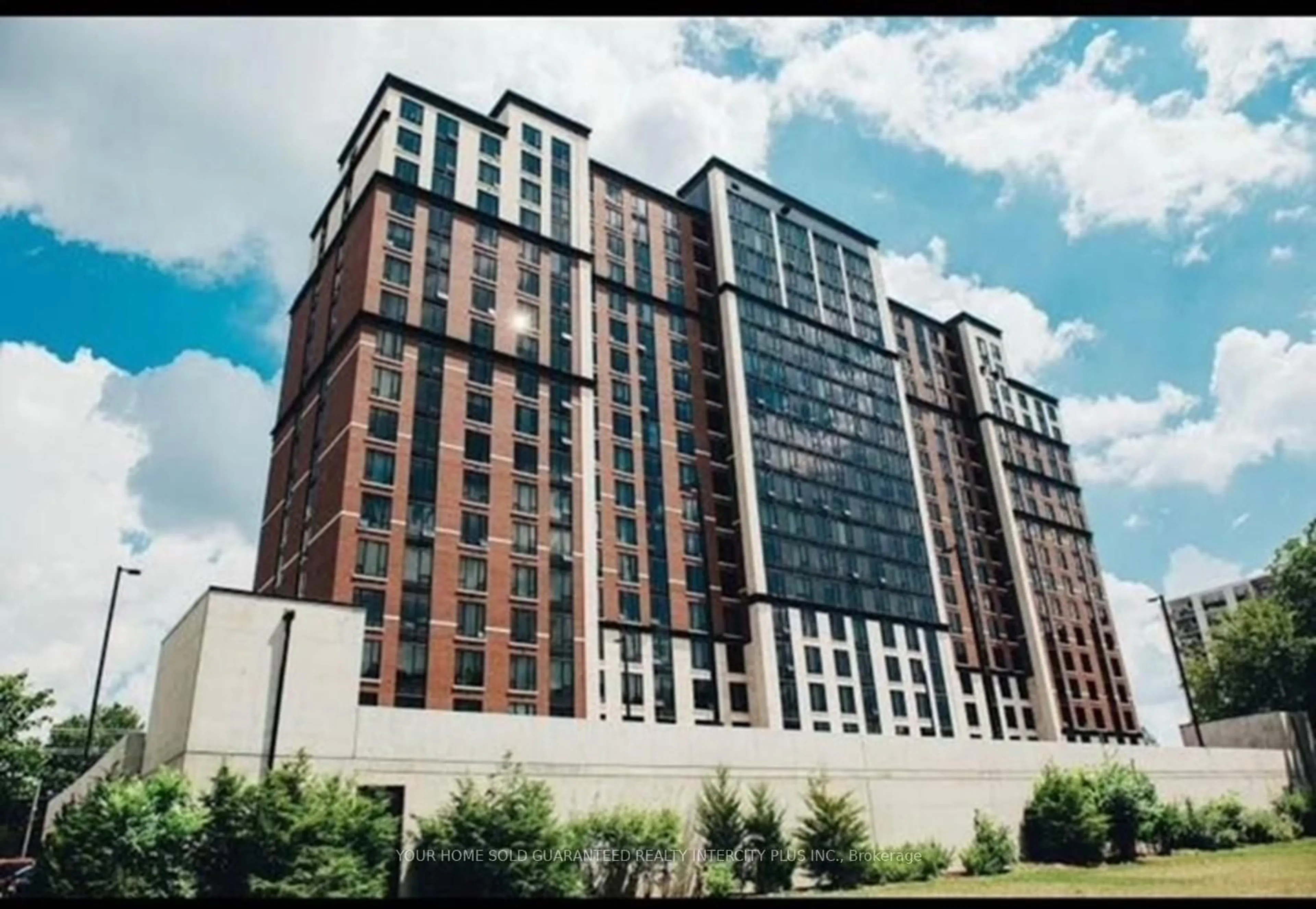 Unknown for 1235 Richmond St #211, London East Ontario N6A 0C1