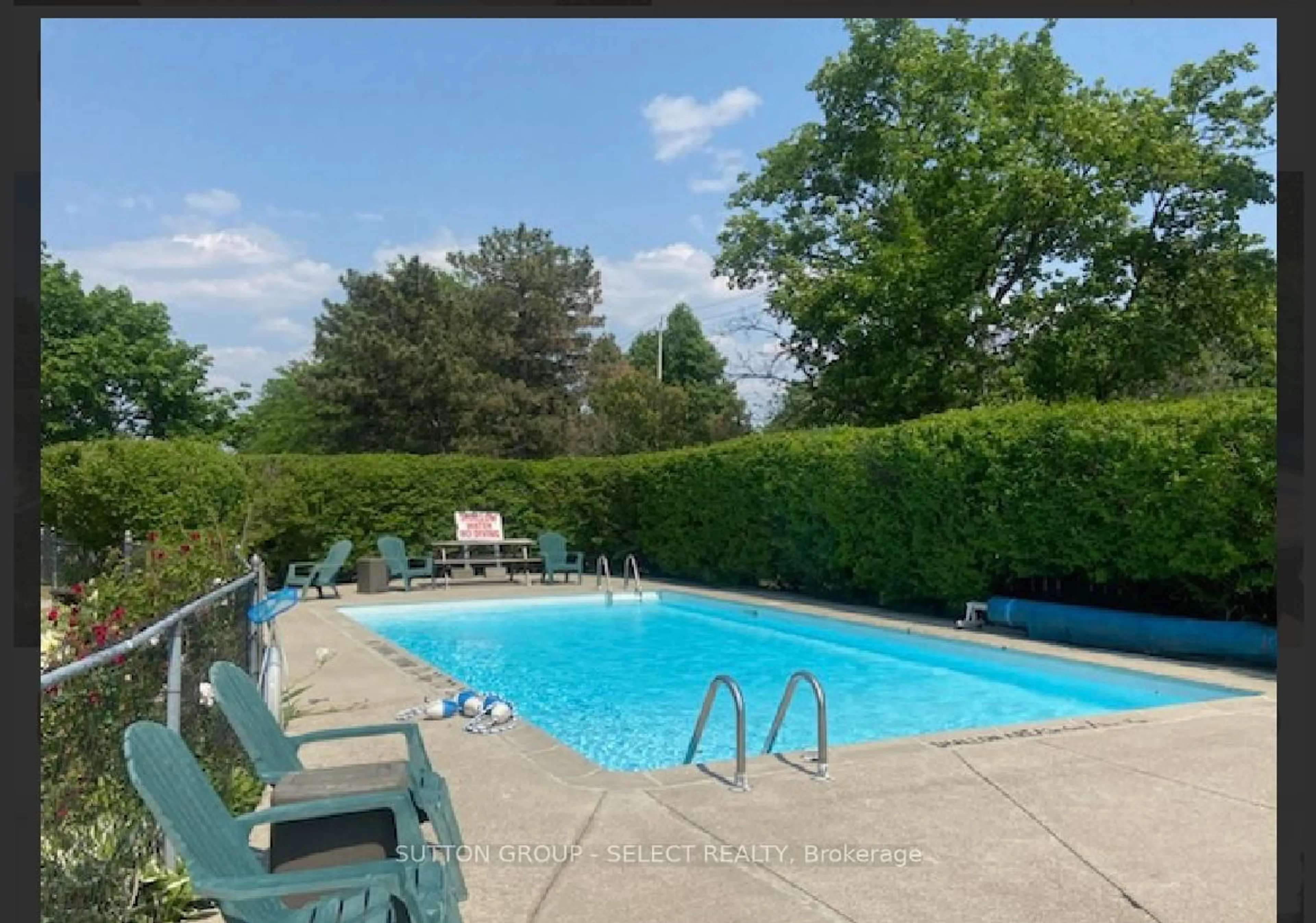 Pool for 1010 Kipps Lane, London East Ontario N5Y 4S5