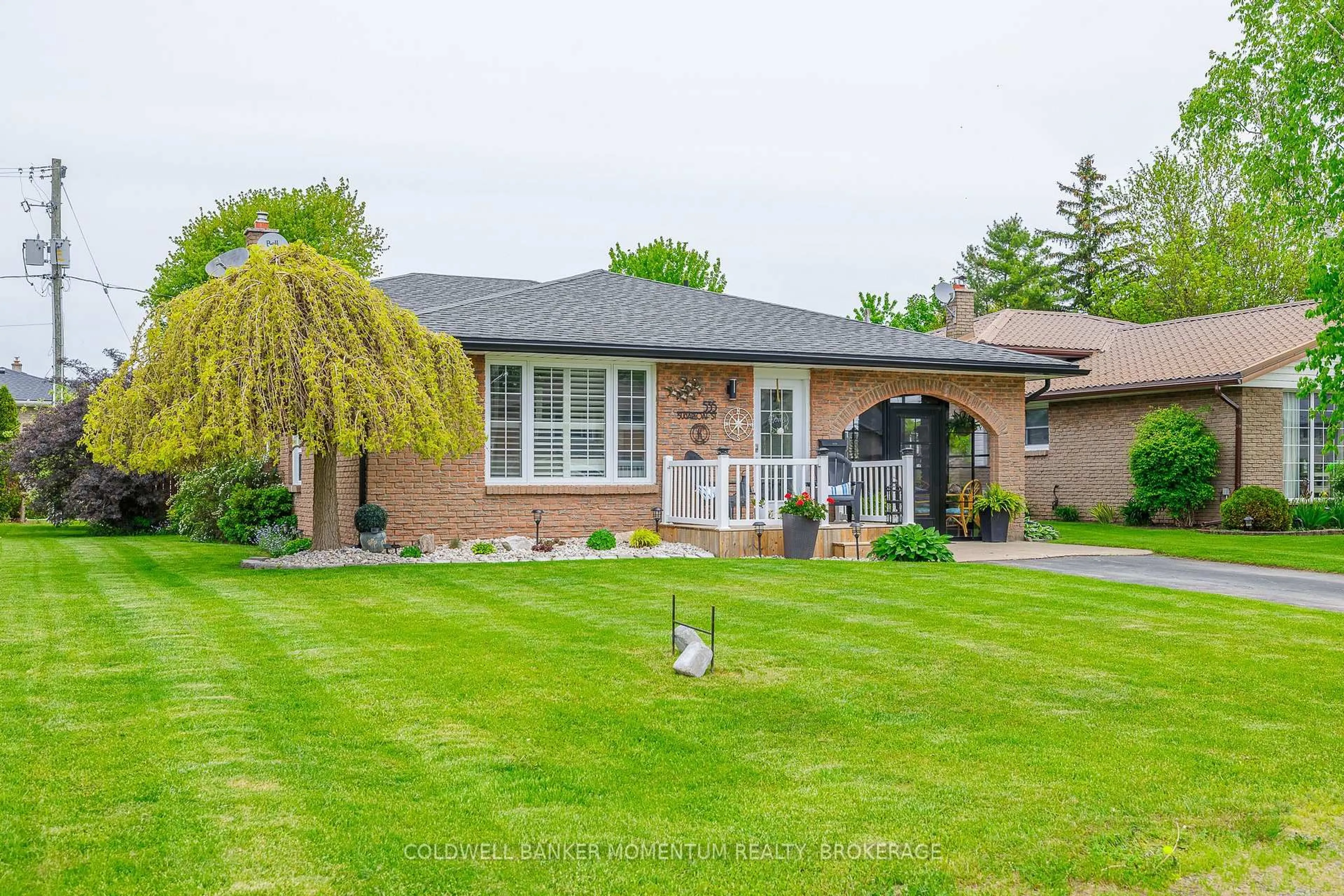 Home with brick exterior material, street for 535 Sugarloaf St, Port Colborne Ontario L3K 2P9