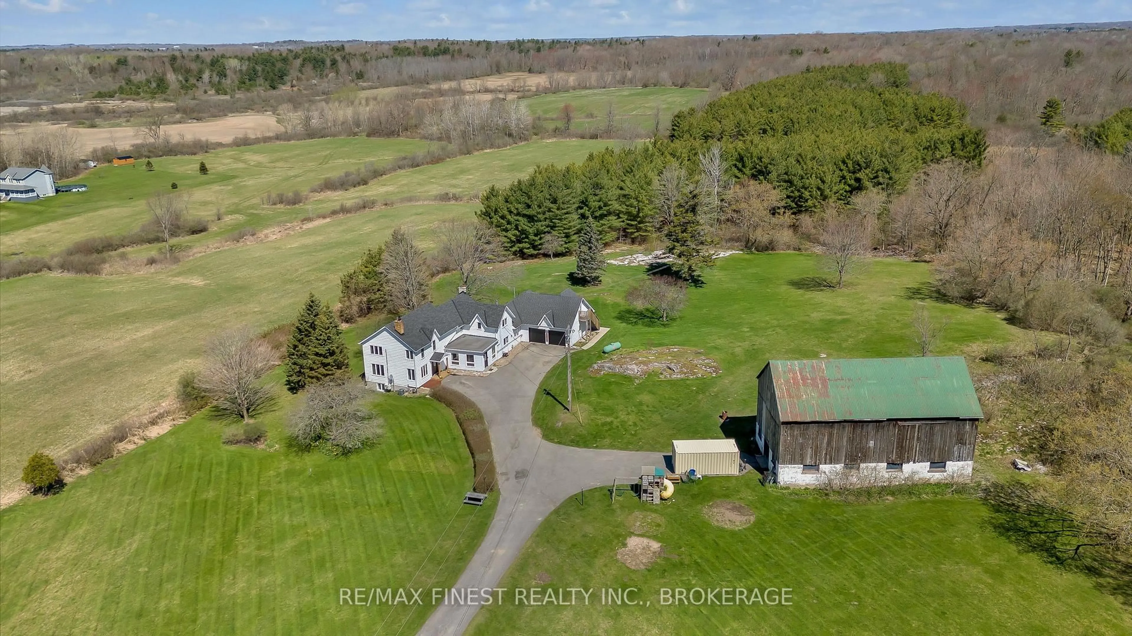 A pic from outside/outdoor area/front of a property/back of a property/a pic from drone, unknown for 5002 Highway 2 N/A, Gananoque Ontario K7G 2V6