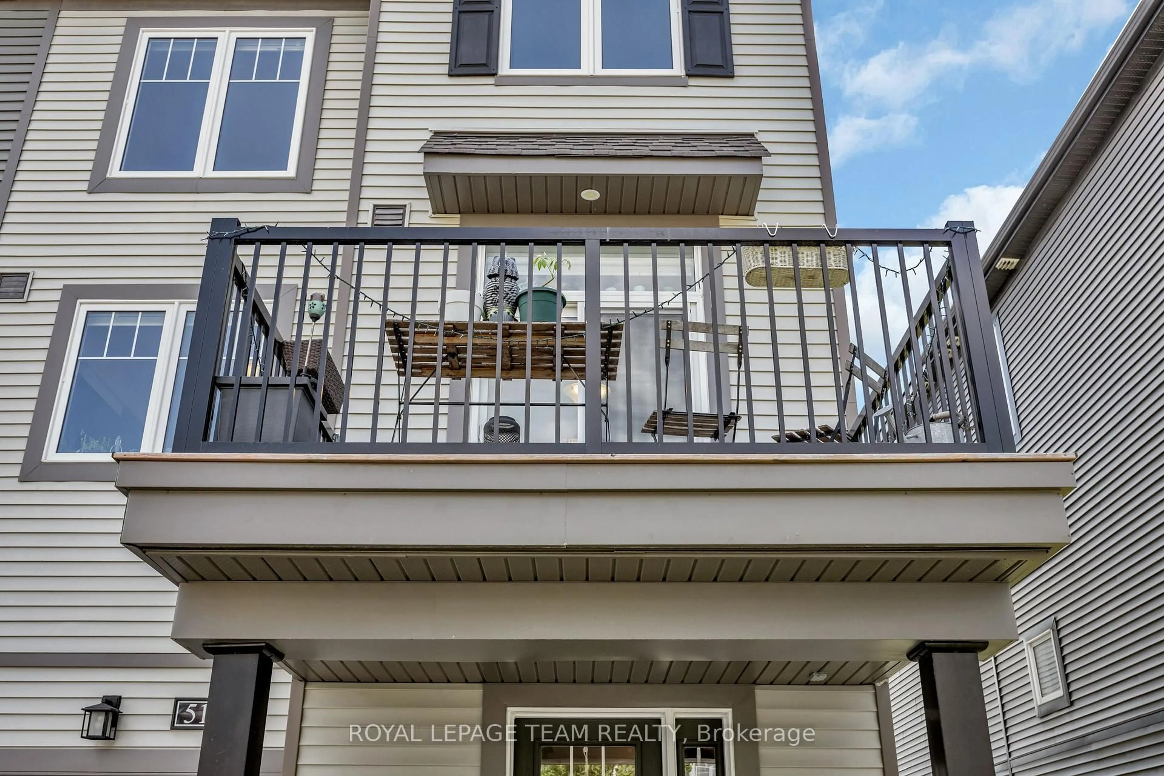 Patio, street for 515 Clemency Cres, Ottawa Ontario K2J 6R7