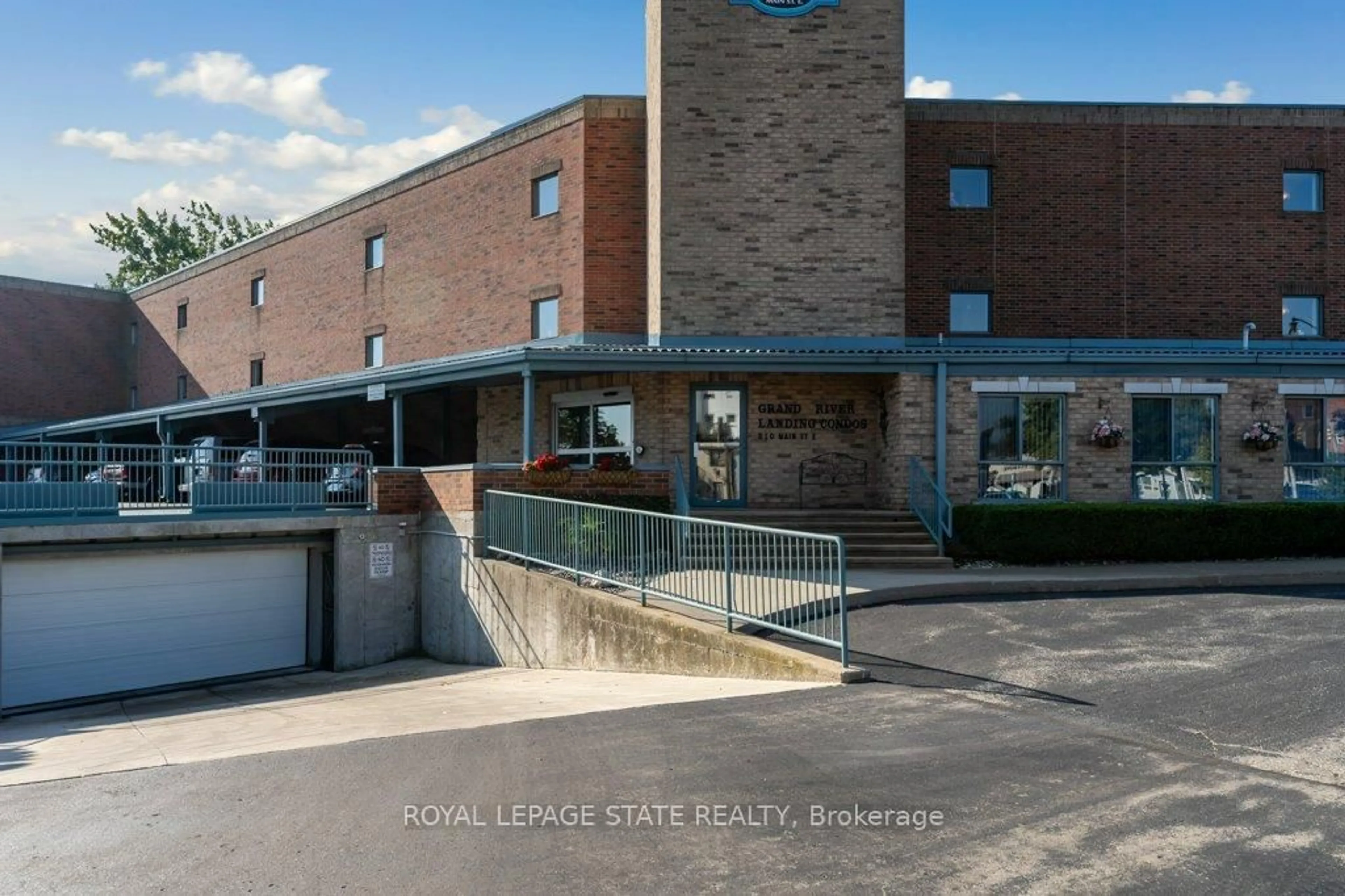 Unknown for 210 Main St #107, Haldimand Ontario N1A 3G7
