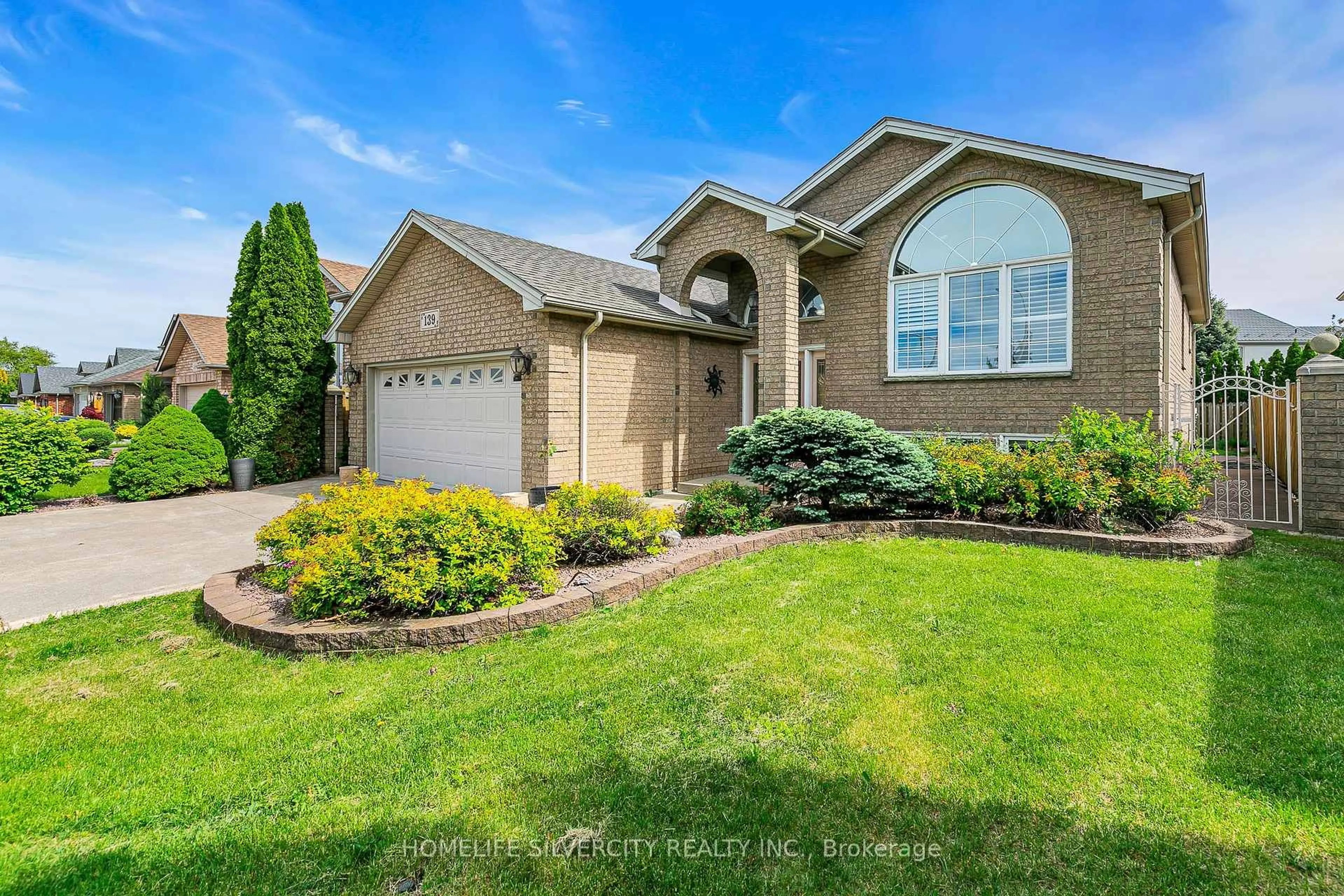 Home with brick exterior material, street for 139 Amycroft Dr, Lakeshore Ontario N9K 1E6