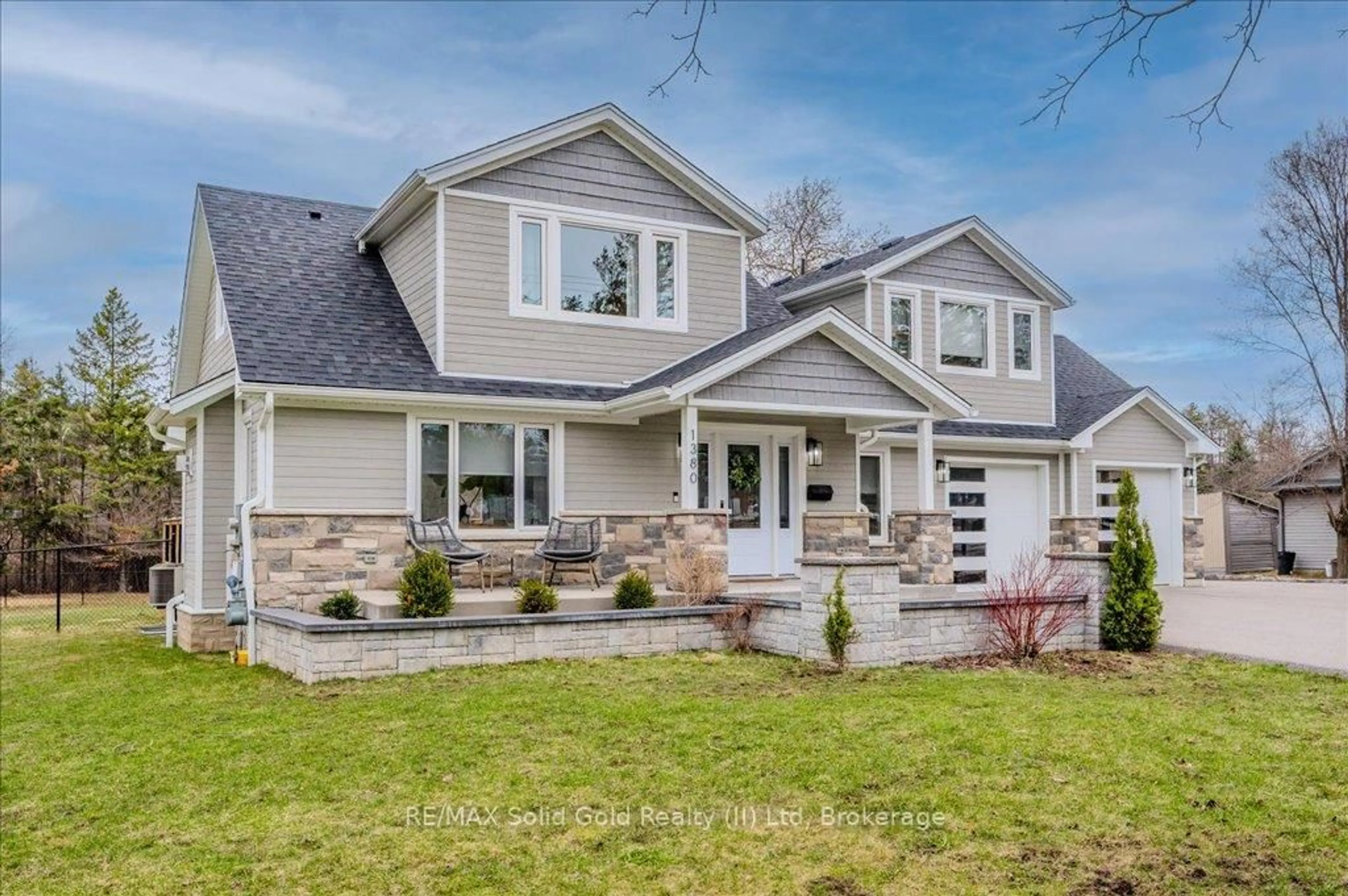 Home with vinyl exterior material, street for 1380 Doon Village Rd, Kitchener Ontario N2P 1A5