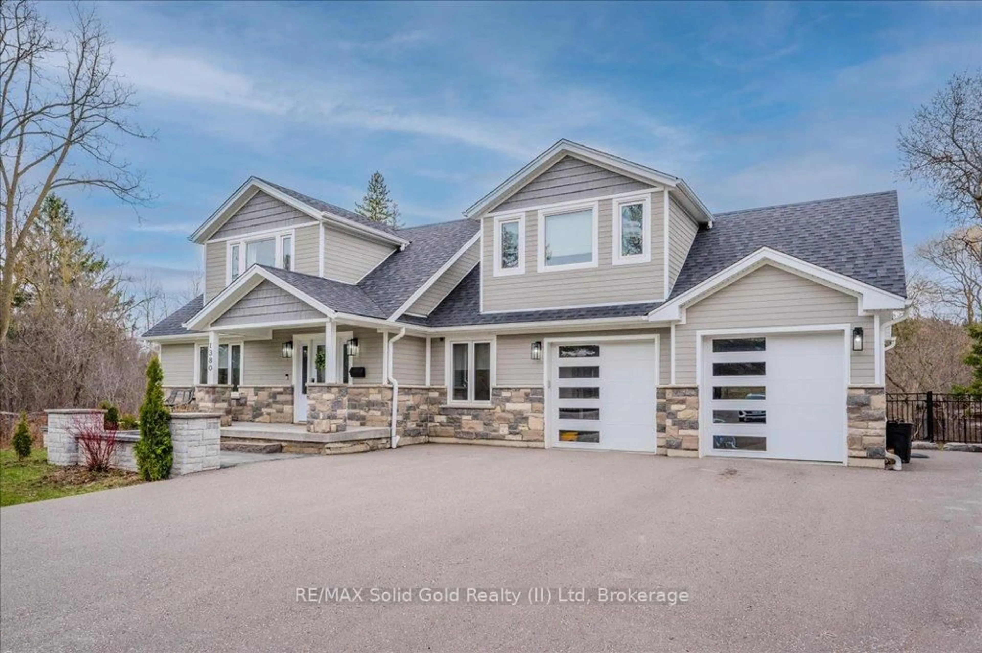 Home with vinyl exterior material, street for 1380 Doon Village Rd, Kitchener Ontario N2P 1A5