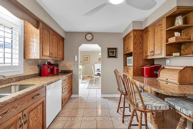 Additional property image - 102 Kennedy Ave