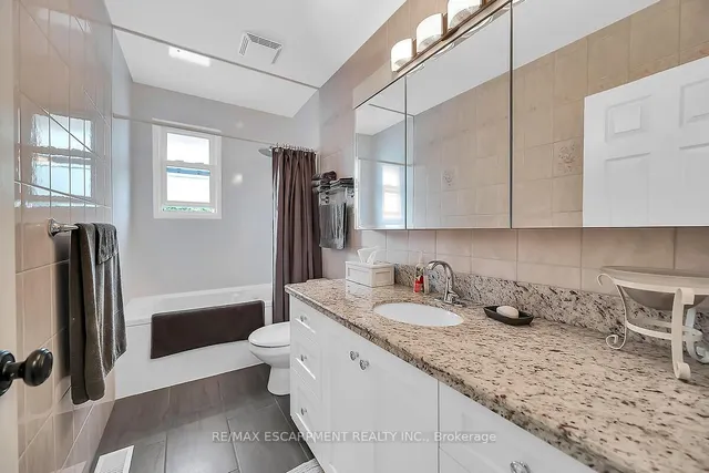 Additional property image - 102 Kennedy Ave