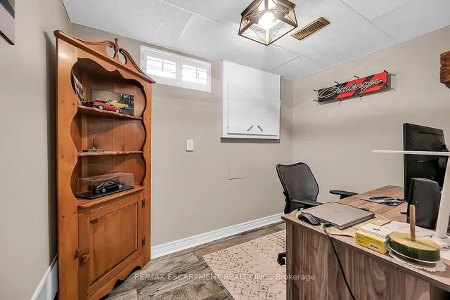 Additional property image - 102 Kennedy Ave
