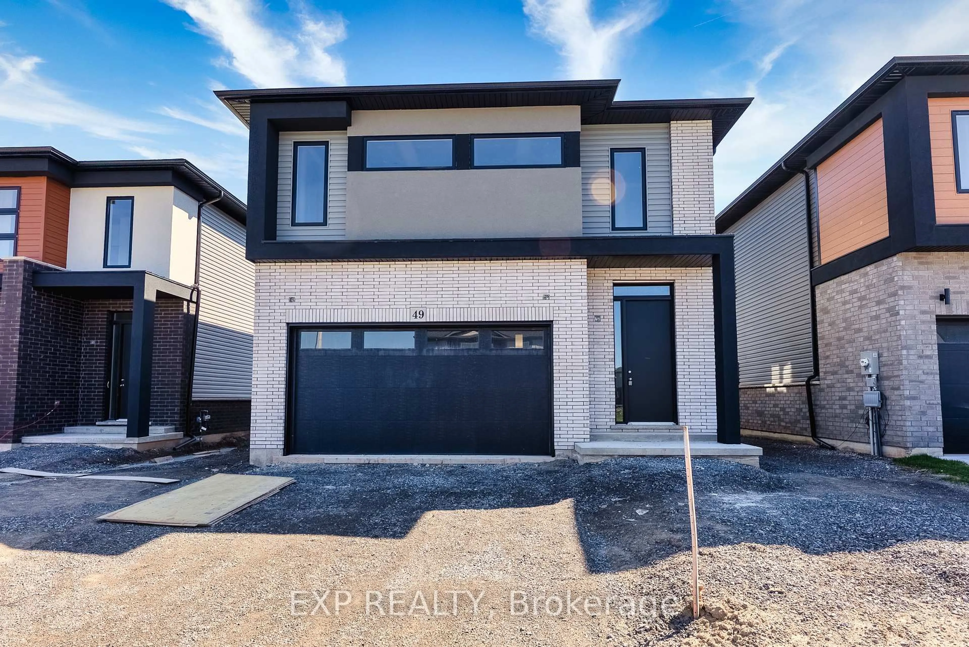 Home with brick exterior material, street for 49 Alicia Cres, Thorold Ontario L2V 0M1