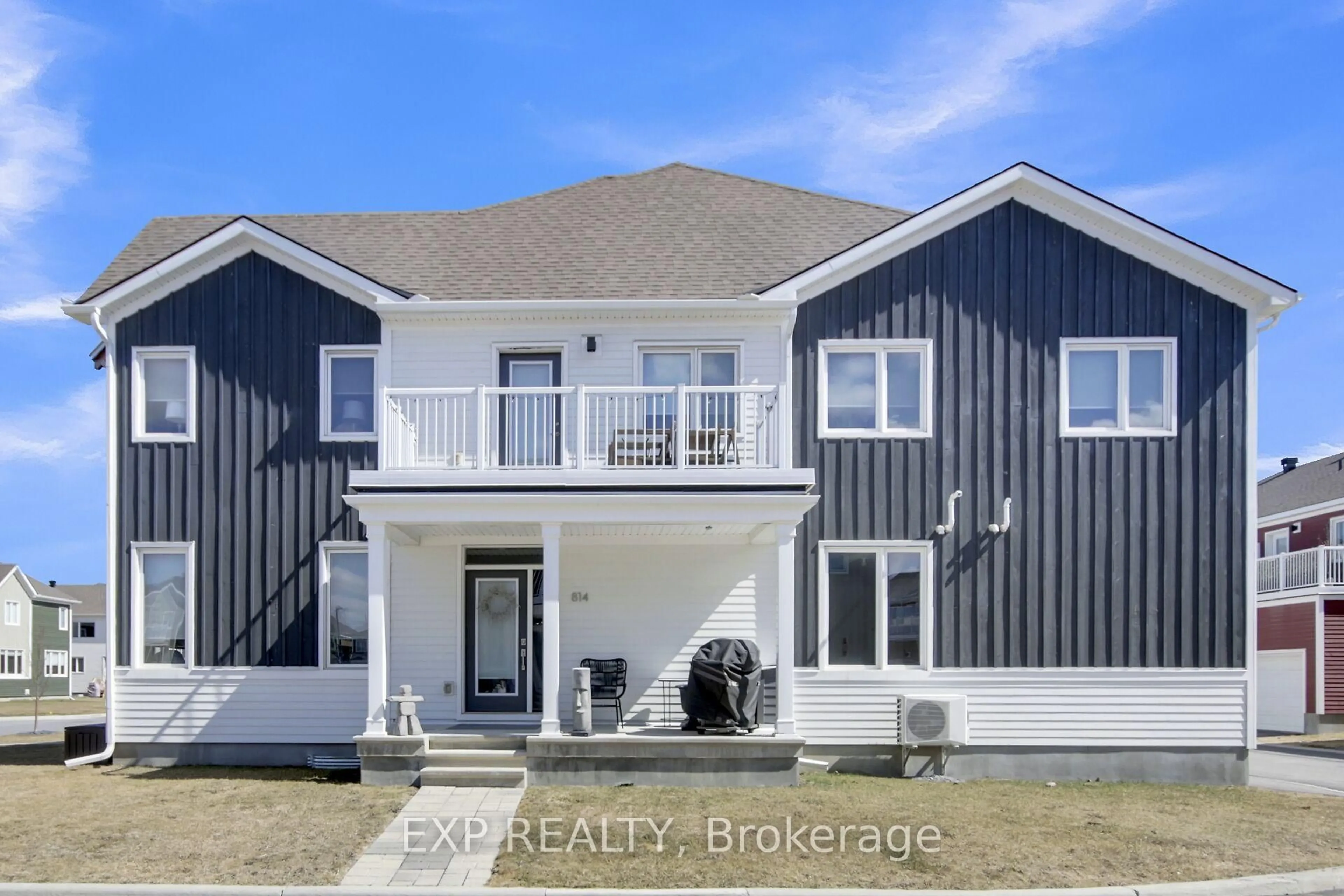 Home with vinyl exterior material, unknown for 814 Bascule Pl, Richmond Ontario K0A 2Z0