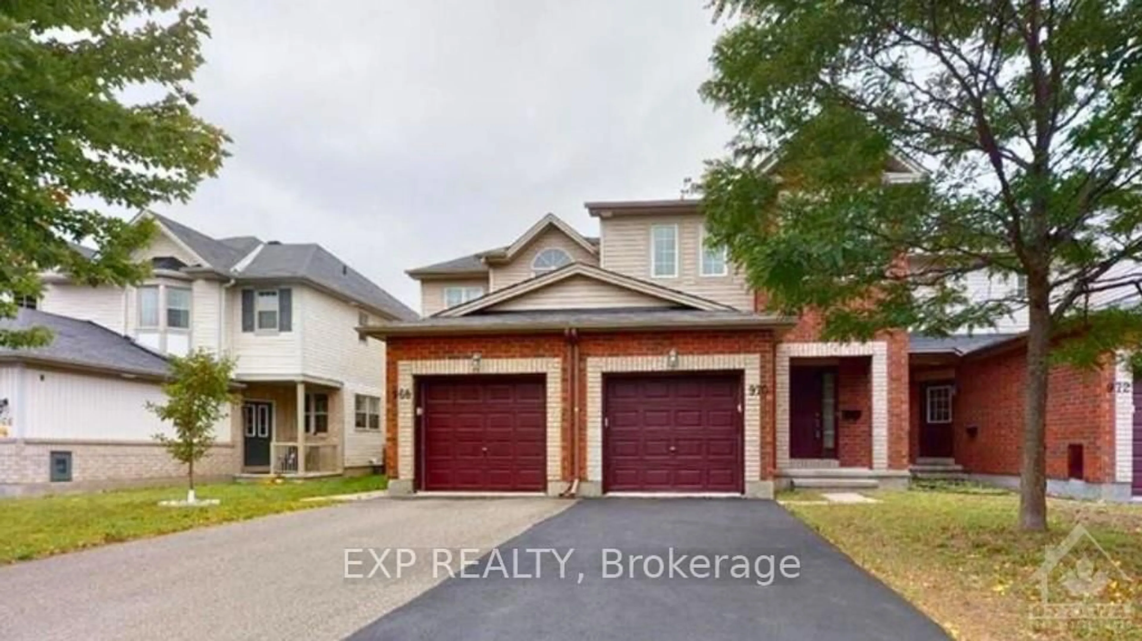 Home with brick exterior material, street for 970 Klondike Rd, Ottawa Ontario K2K 0C5