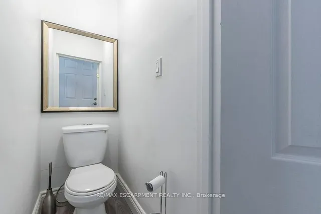 Additional property image - 346 Hughson St