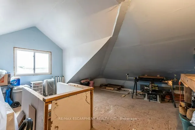 Additional property image - 346 Hughson St