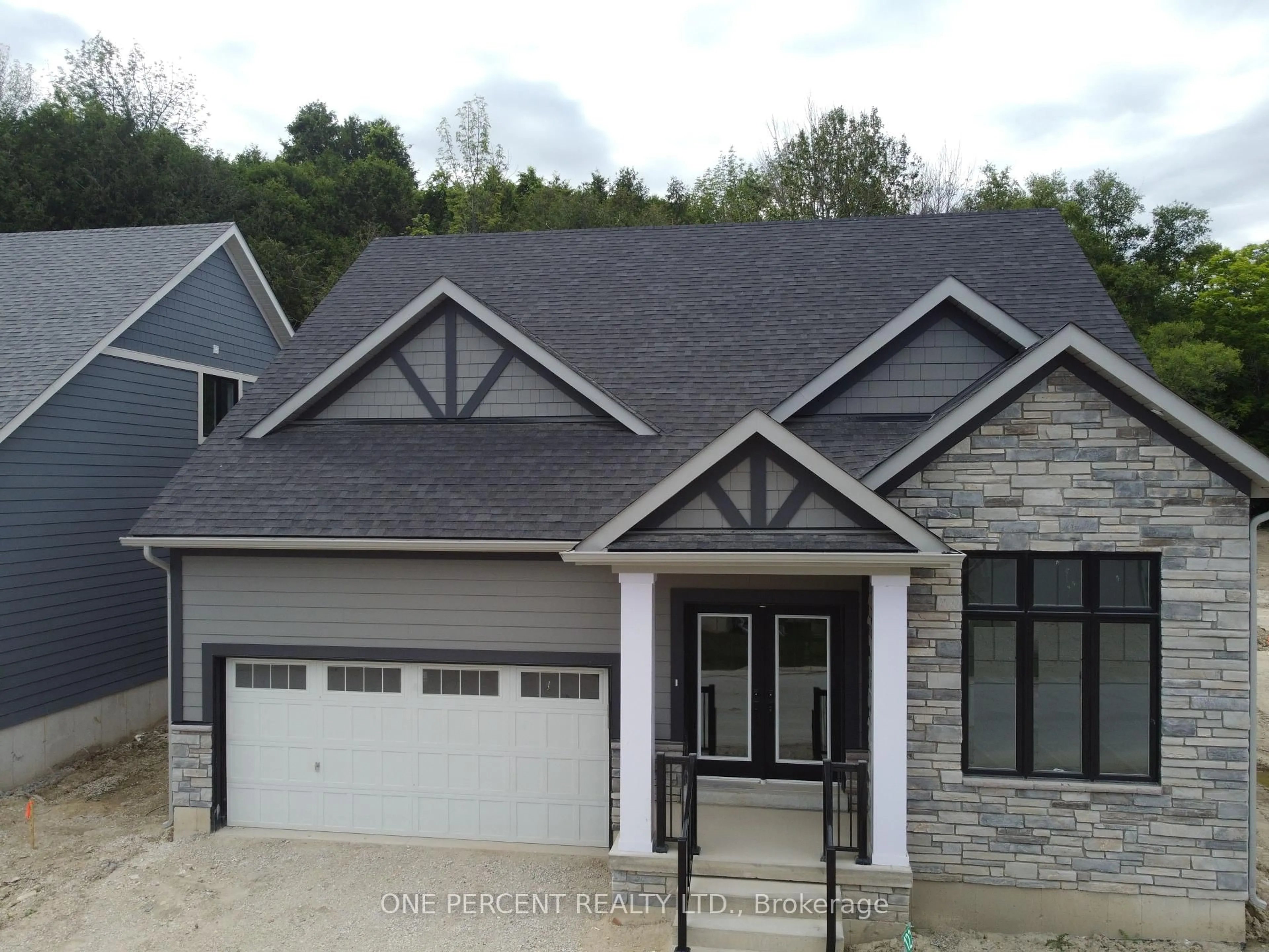Unknown for 122 Beacon Dr, Blue Mountains Ontario N0H 2P0