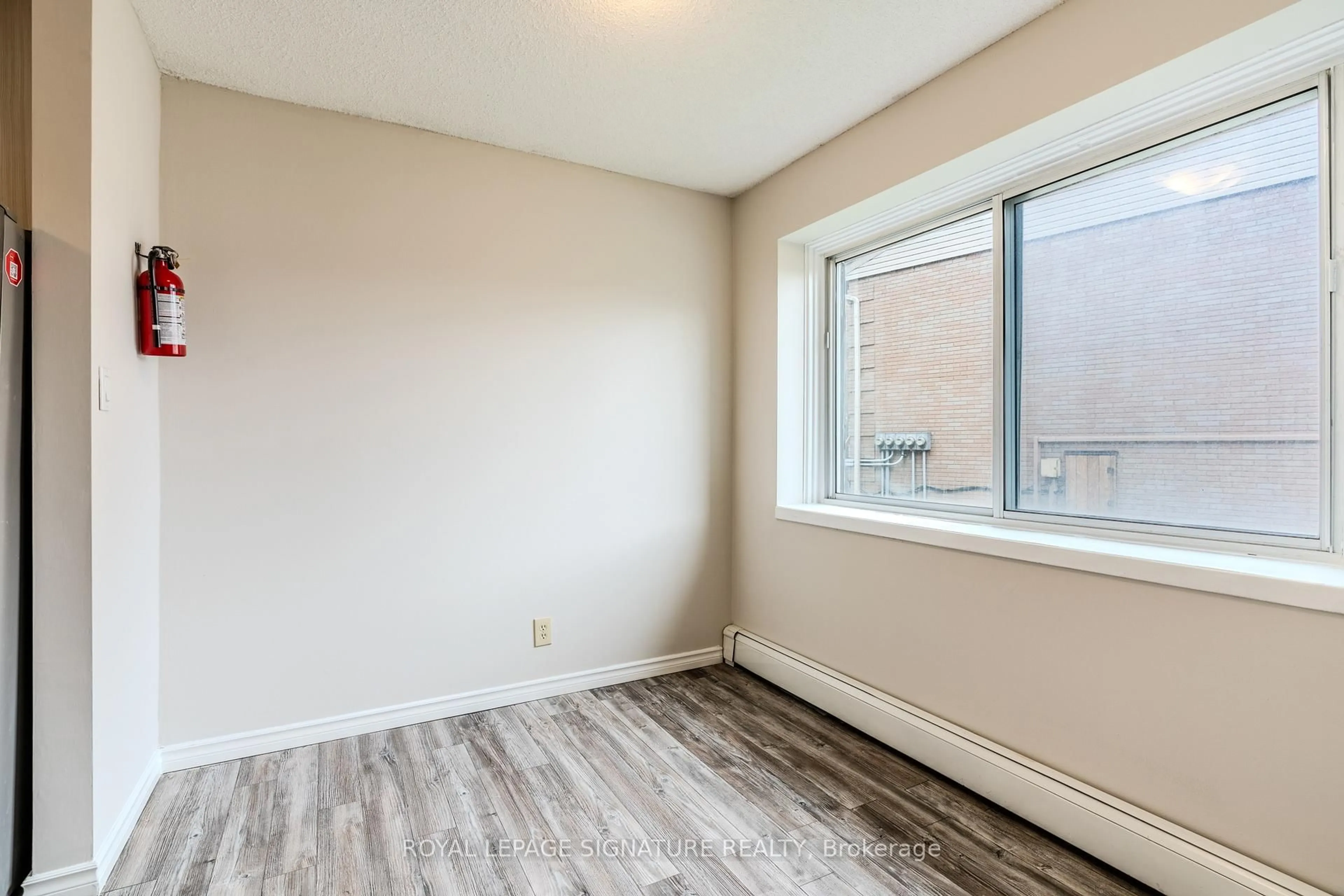 A pic of a room for 293 Fairway Rd #26, Kitchener Ontario N2A 2P1