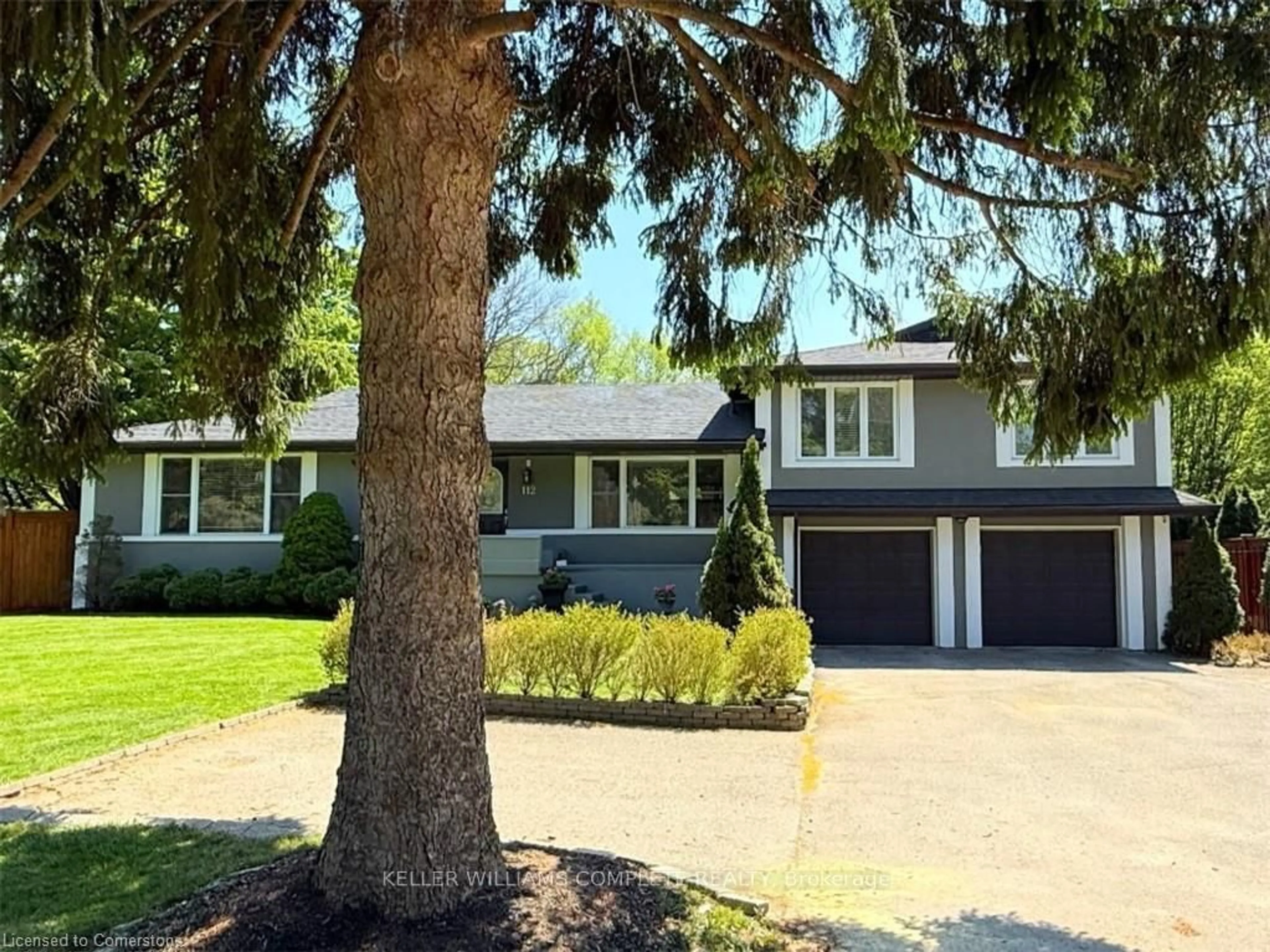 Home with vinyl exterior material, street for 112 Sulphur Springs Rd, Hamilton Ontario L9G 1M1