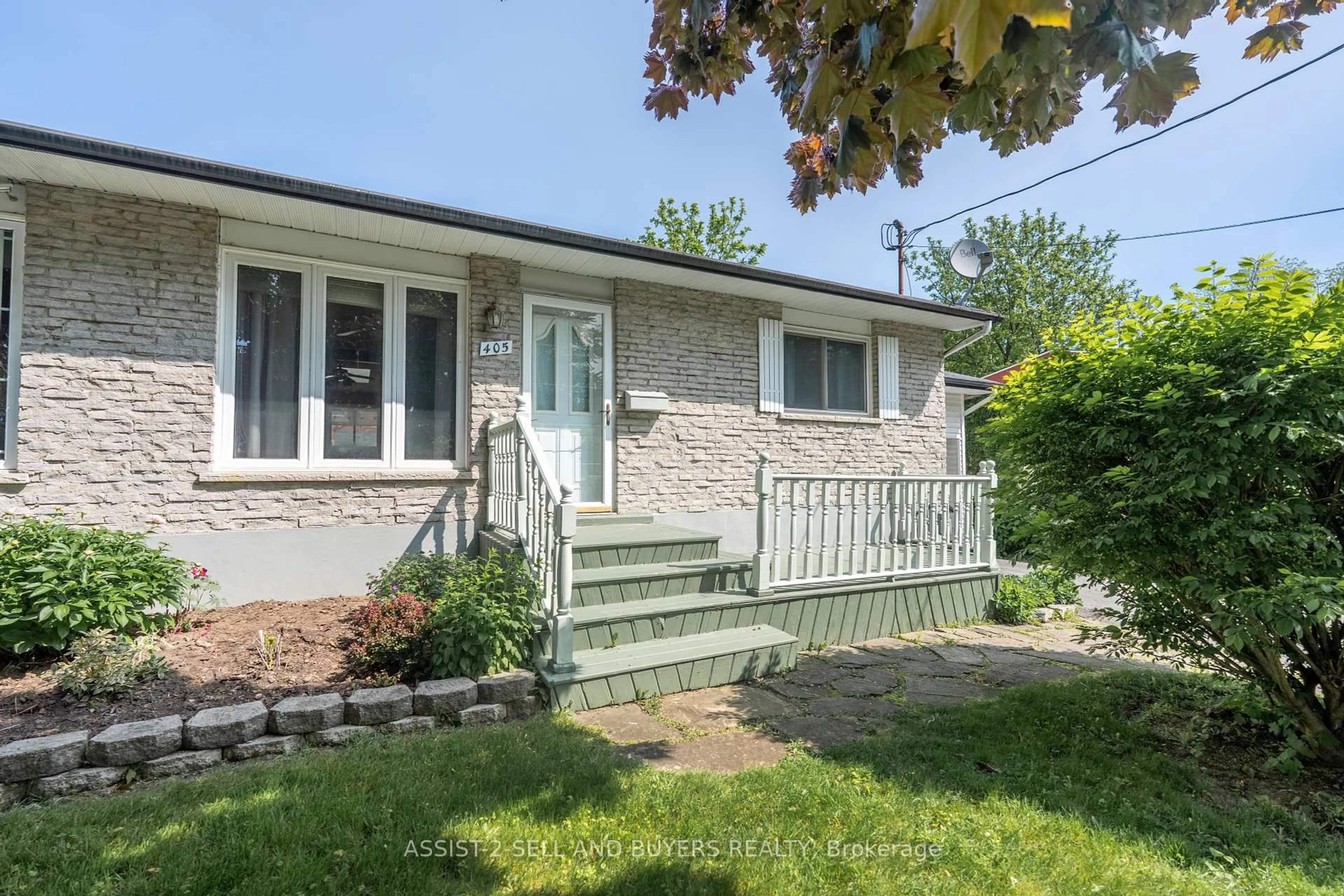 Unknown for 405 First St, Cornwall Ontario K6H 1L6