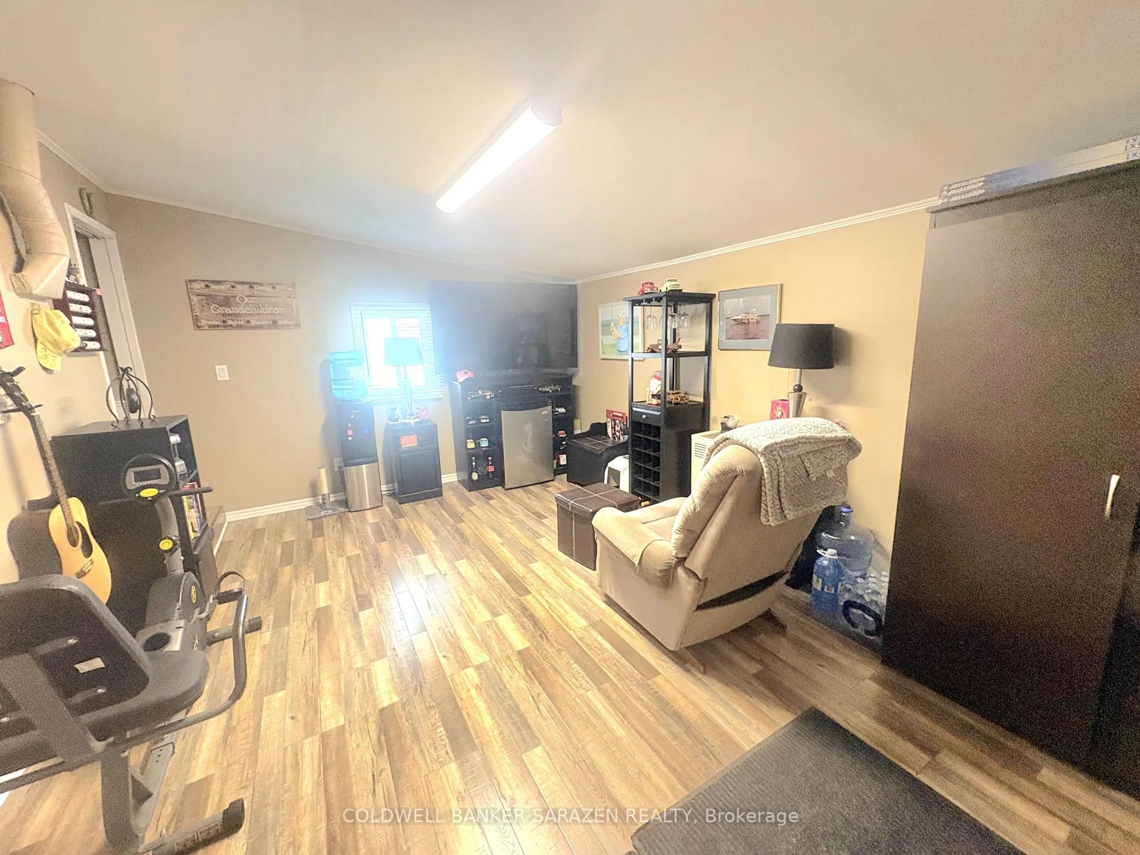 A pic of a room for 35 Evergreen Lane, White Lake Ontario K0A 3L0