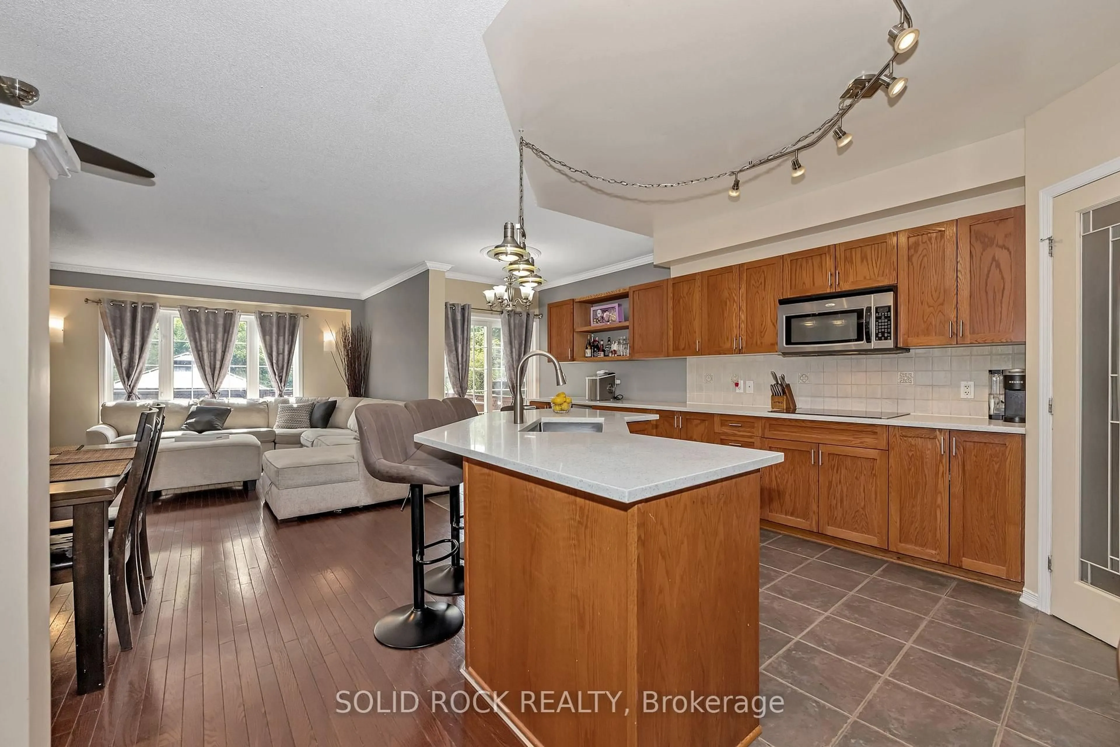 Open concept kitchen, unknown for 162 Stedman St, Ottawa Ontario K1T 0B5