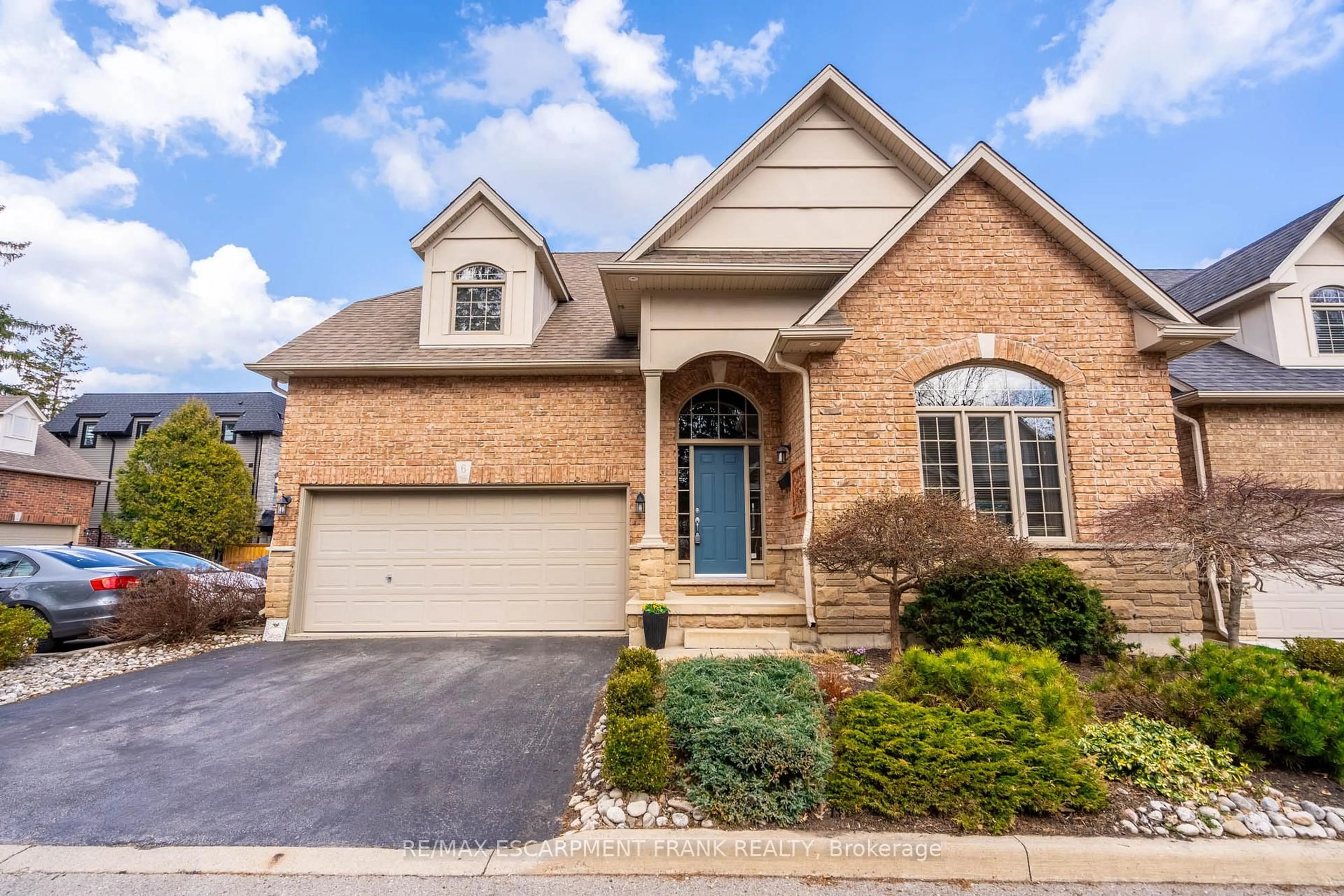 Home with brick exterior material, street for 195 WILSON St #6, Hamilton Ontario L9G 1N4