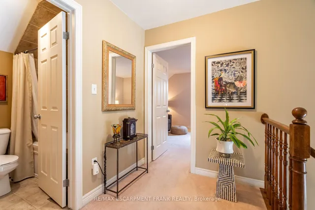 Additional property image - 195 WILSON St Unit 6