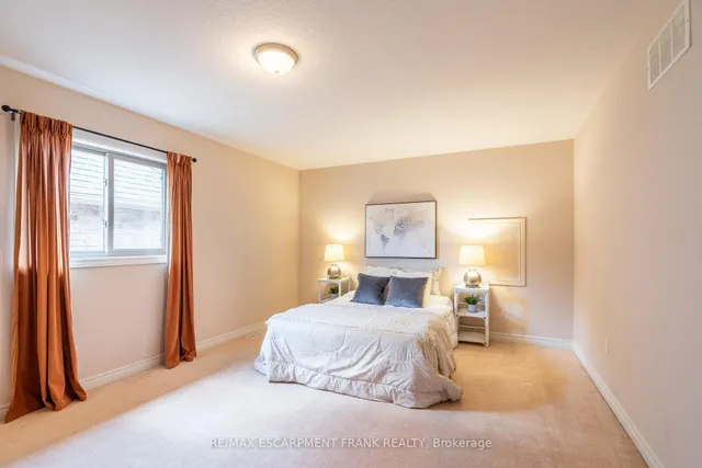 Additional property image - 195 WILSON St Unit 6