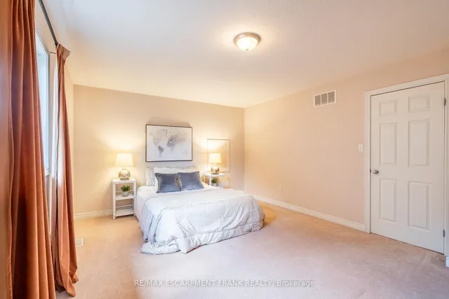 Additional property image - 195 WILSON St Unit 6