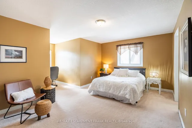 Additional property image - 195 WILSON St Unit 6
