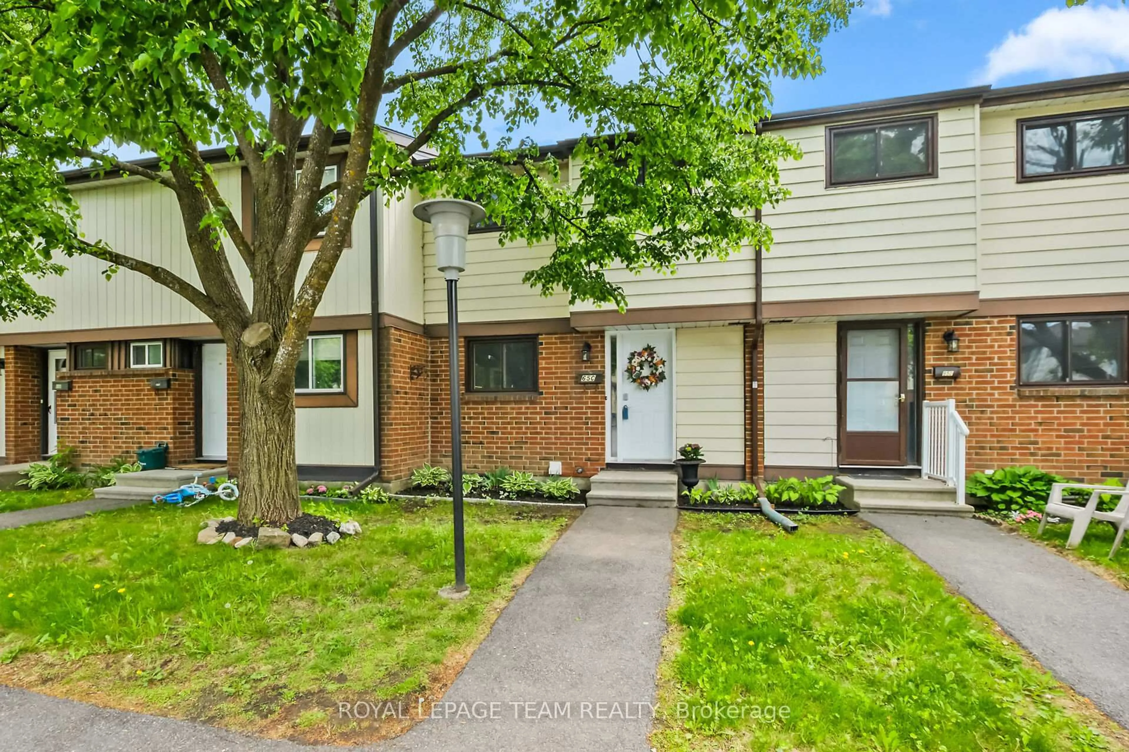 Unknown for 65 Foxfield Dr #C, Ottawa Ontario K2J 1L7