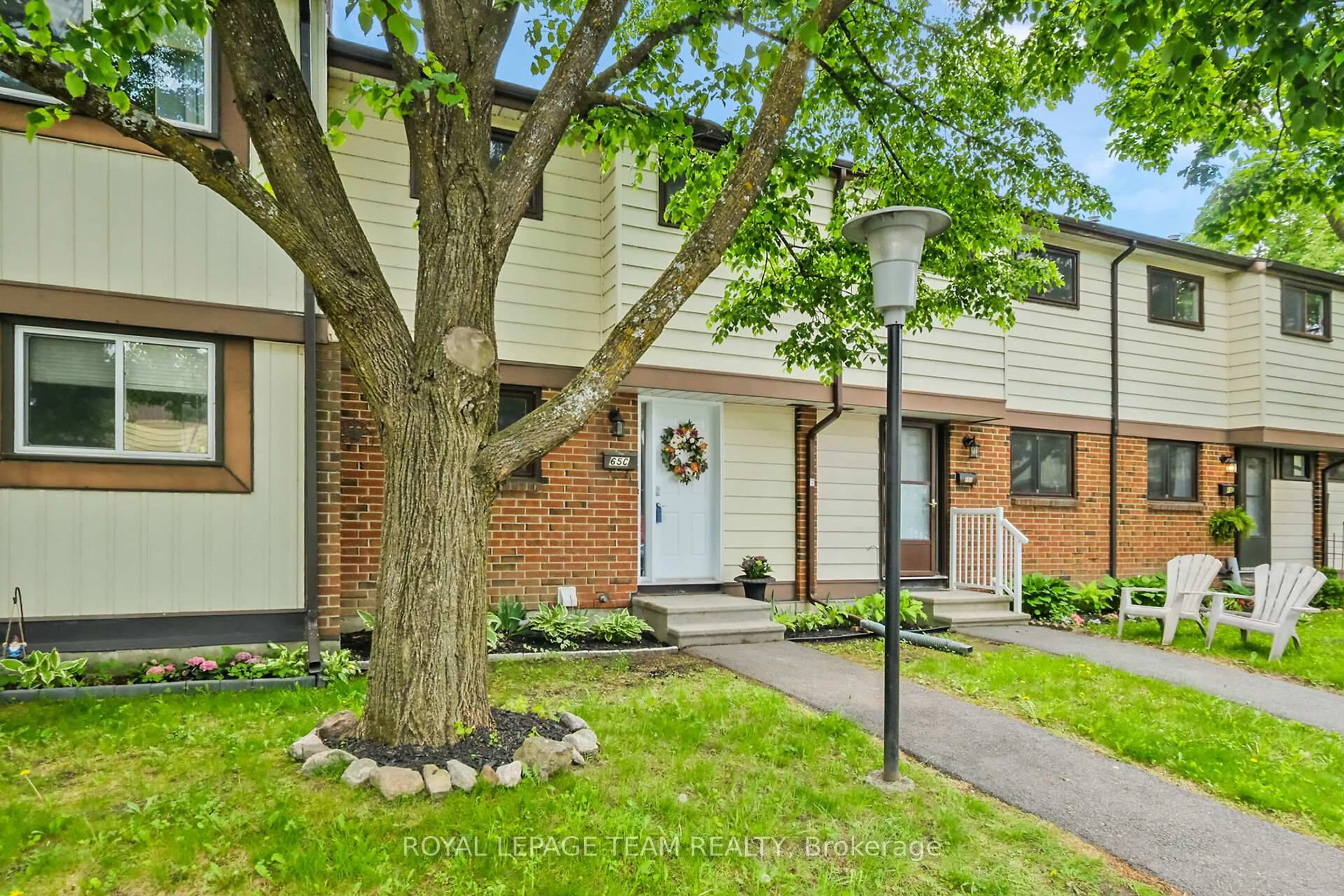 Unknown for 65 Foxfield Dr #C, Ottawa Ontario K2J 1L7
