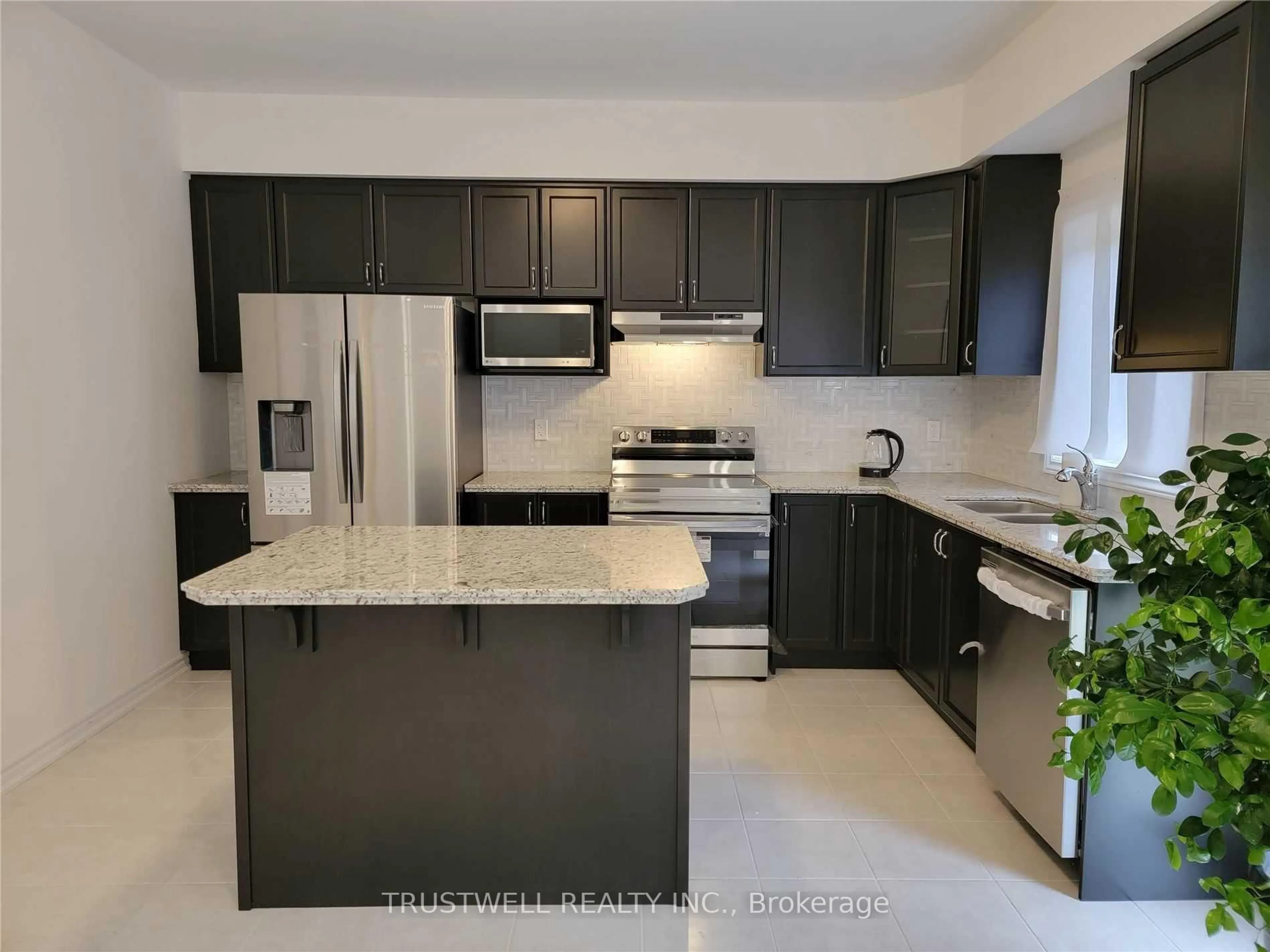Open concept kitchen, unknown for 71 Flagg Ave, Brant Ontario N3L 0J8