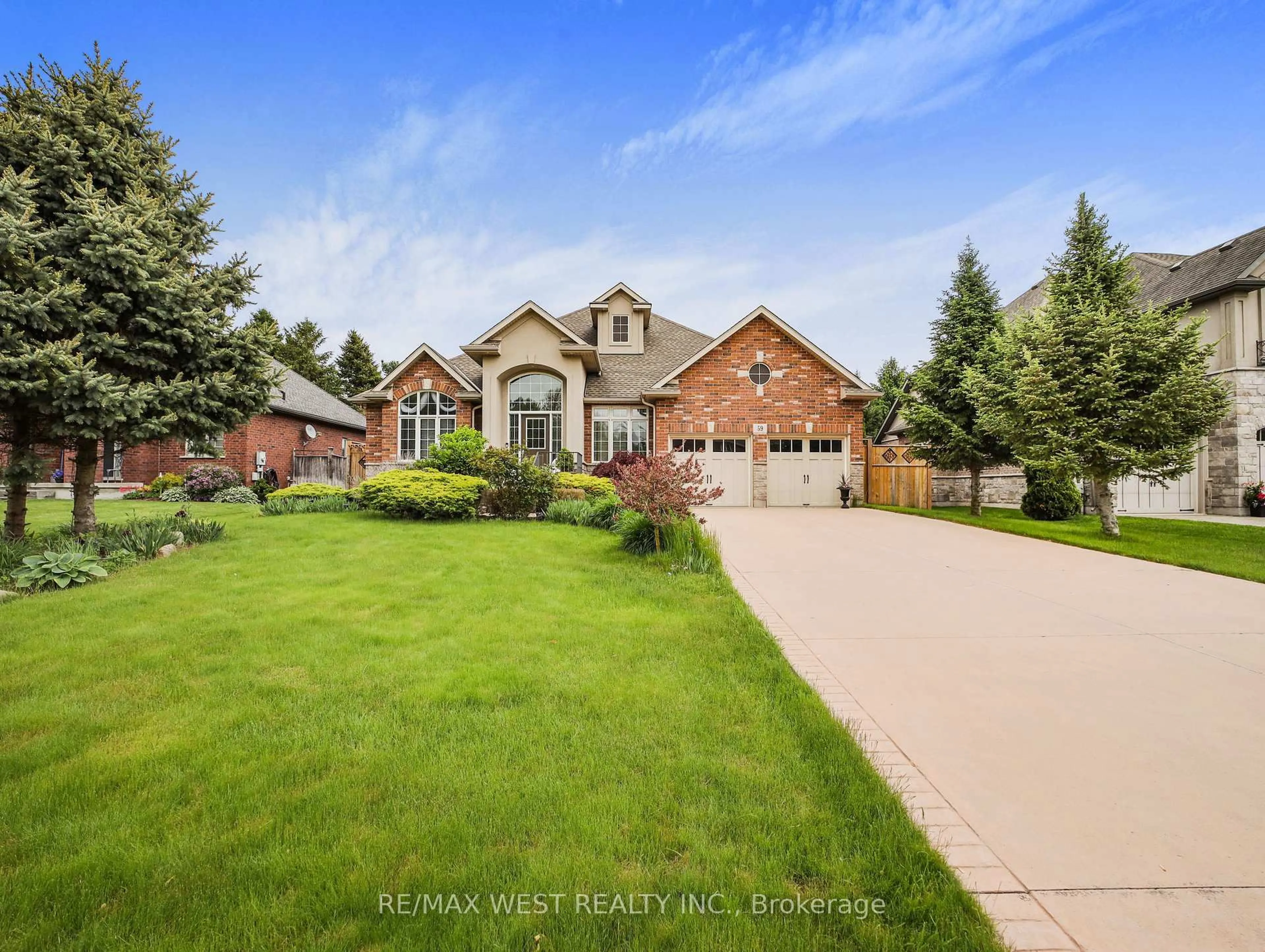 Home with brick exterior material, street for 59 Cherry Ridge Blvd, Pelham Ontario L0S 1C0