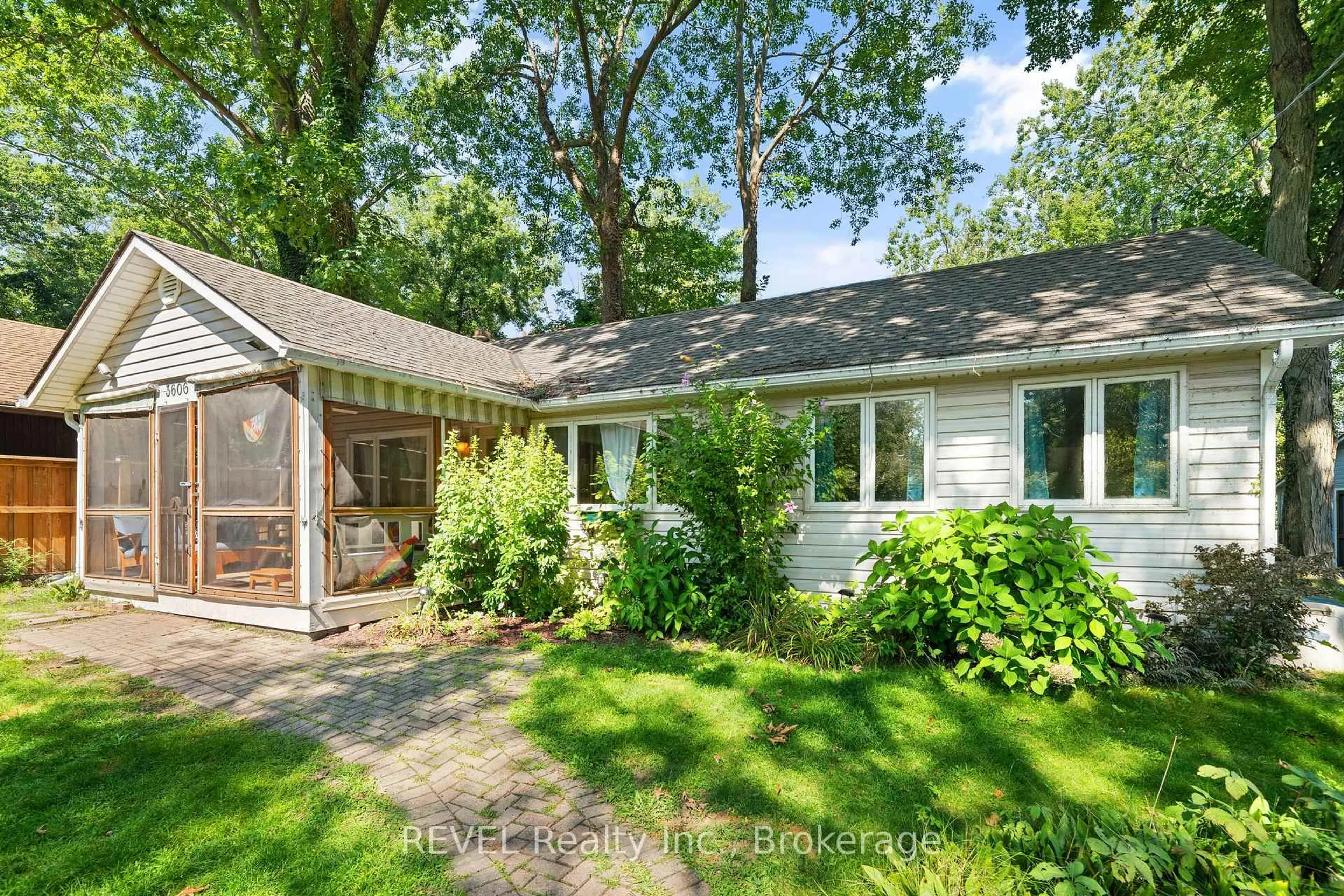 Unknown for 3606 Firelane 12, Port Colborne Ontario L3K 5V3