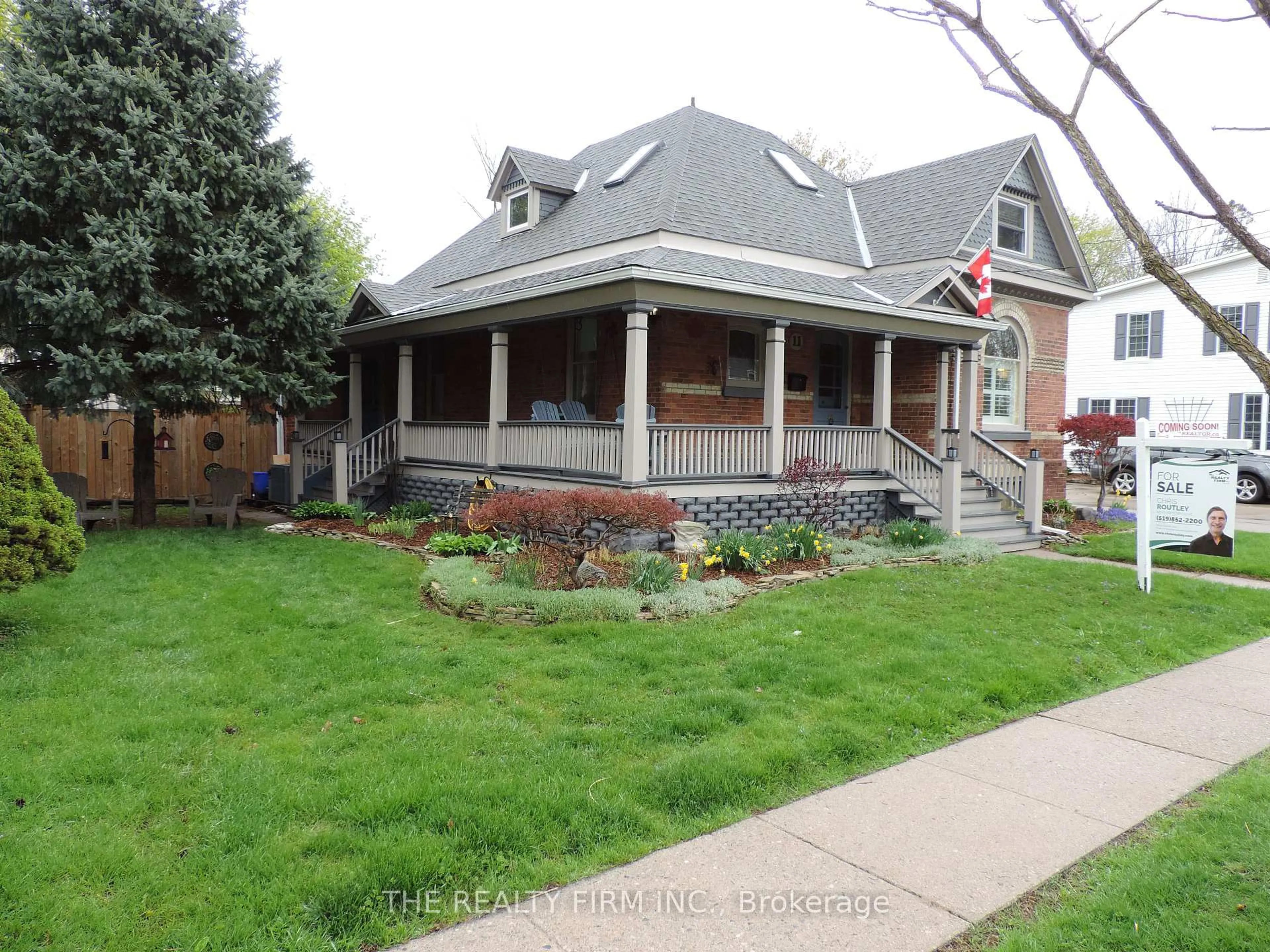Home with brick exterior material, street for 11 South St, Aylmer Ontario N5H 1P5