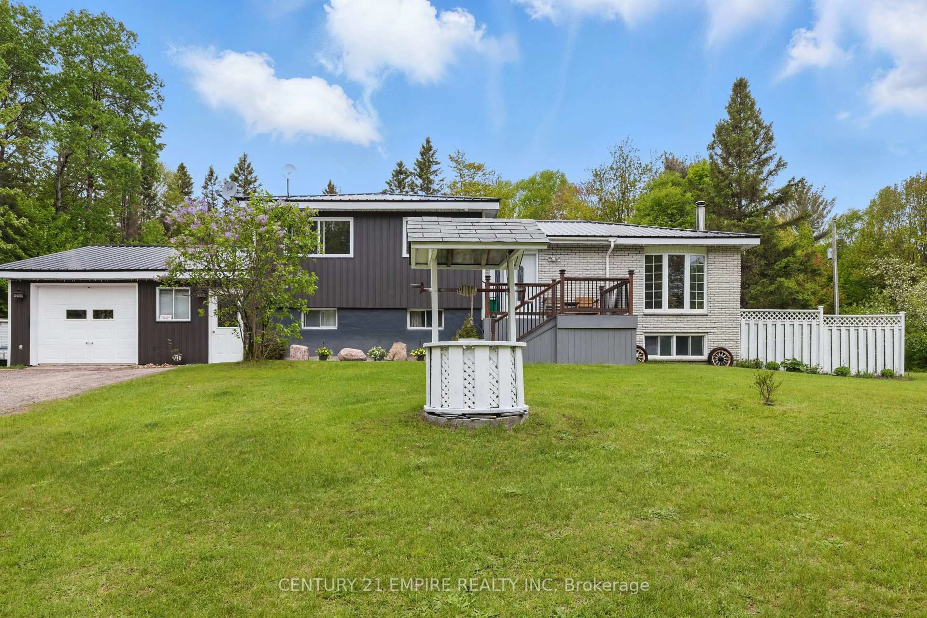 A pic from outside/outdoor area/front of a property/back of a property/a pic from drone, unknown for 414 Hill Valley Rd, Strong Ontario P0A 1Z0