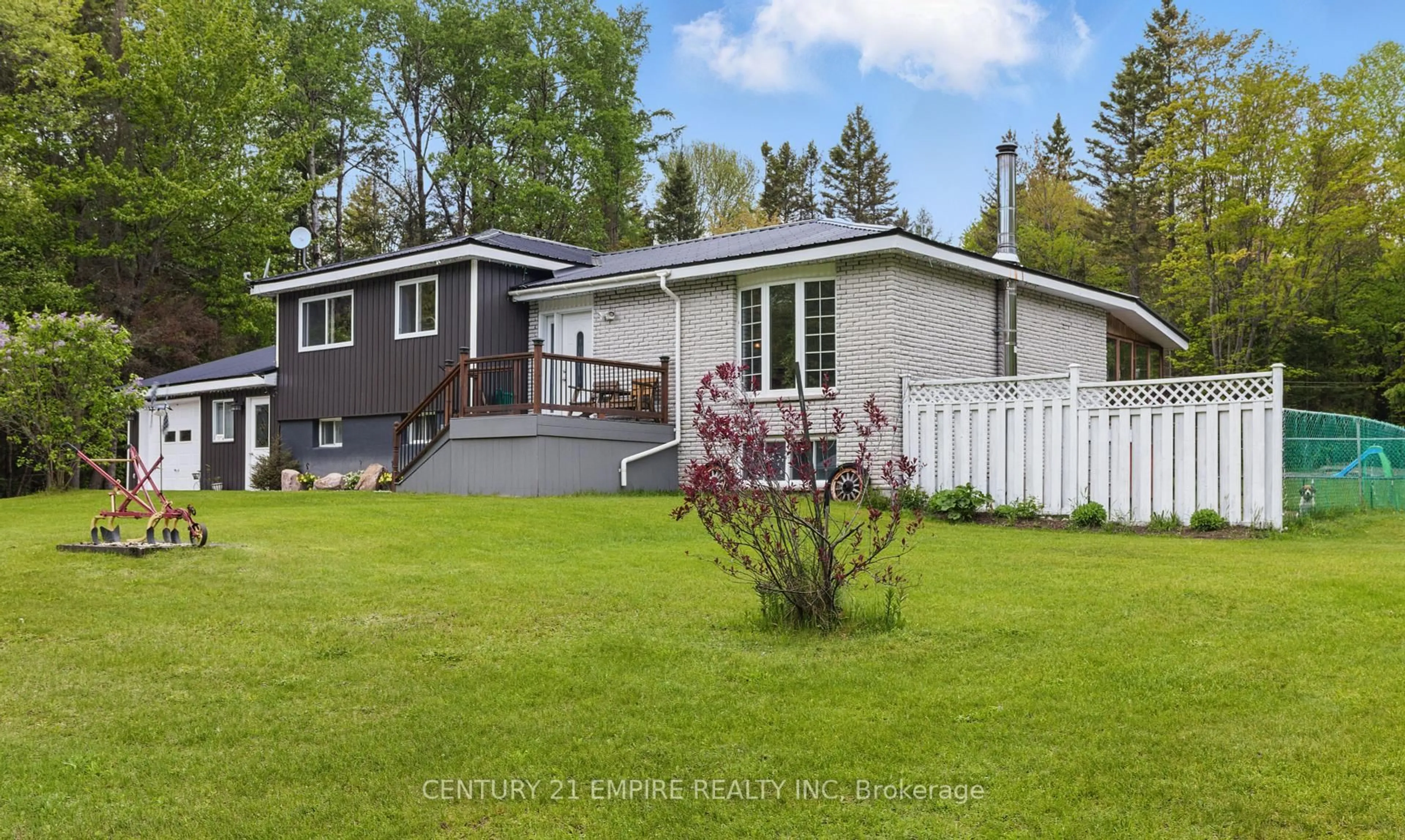 Home with vinyl exterior material, street for 414 Hill Valley Rd, Strong Ontario P0A 1Z0