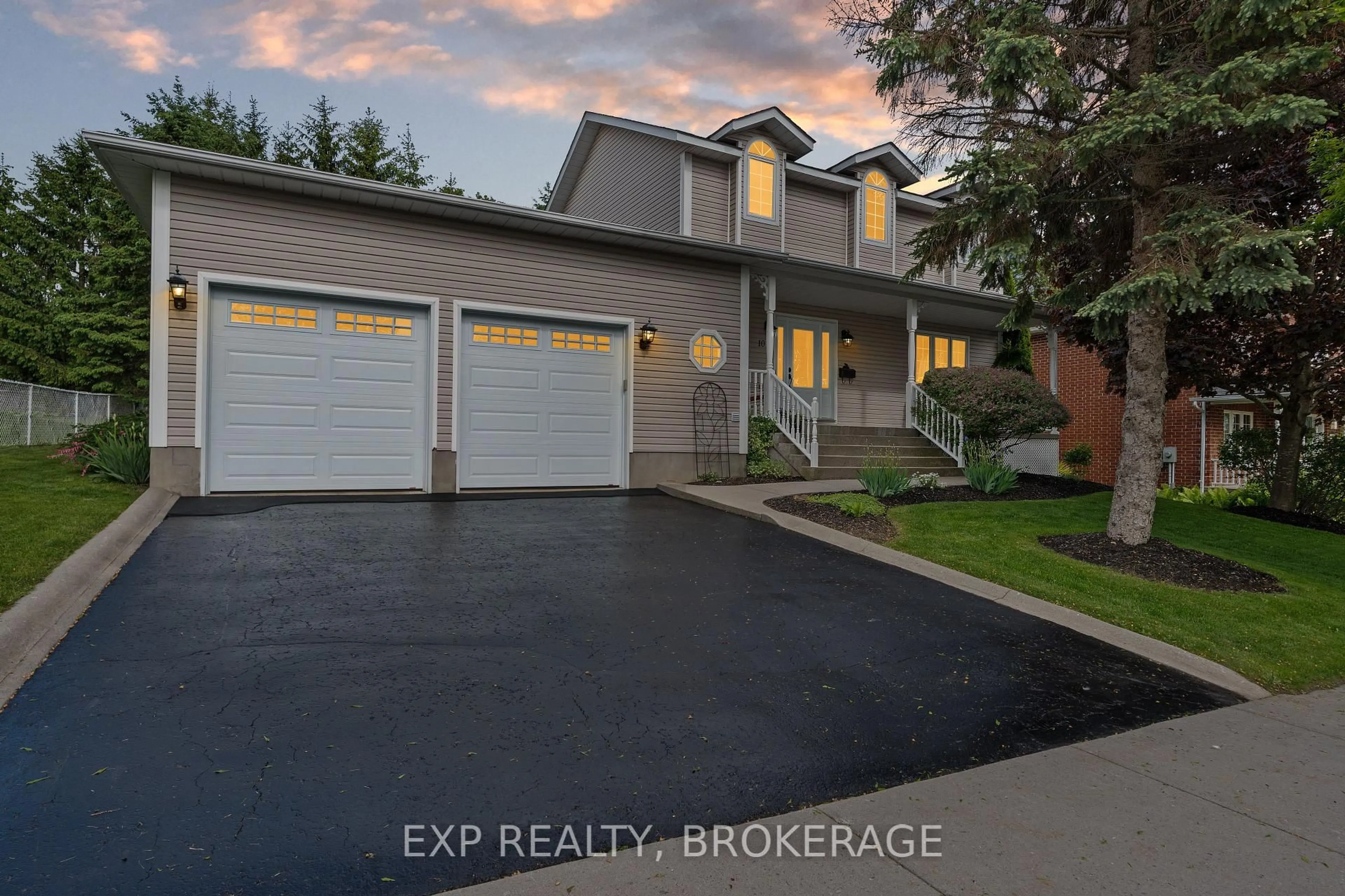 Unknown for 1016 FINCH St, Kingston Ontario K7P 3C1