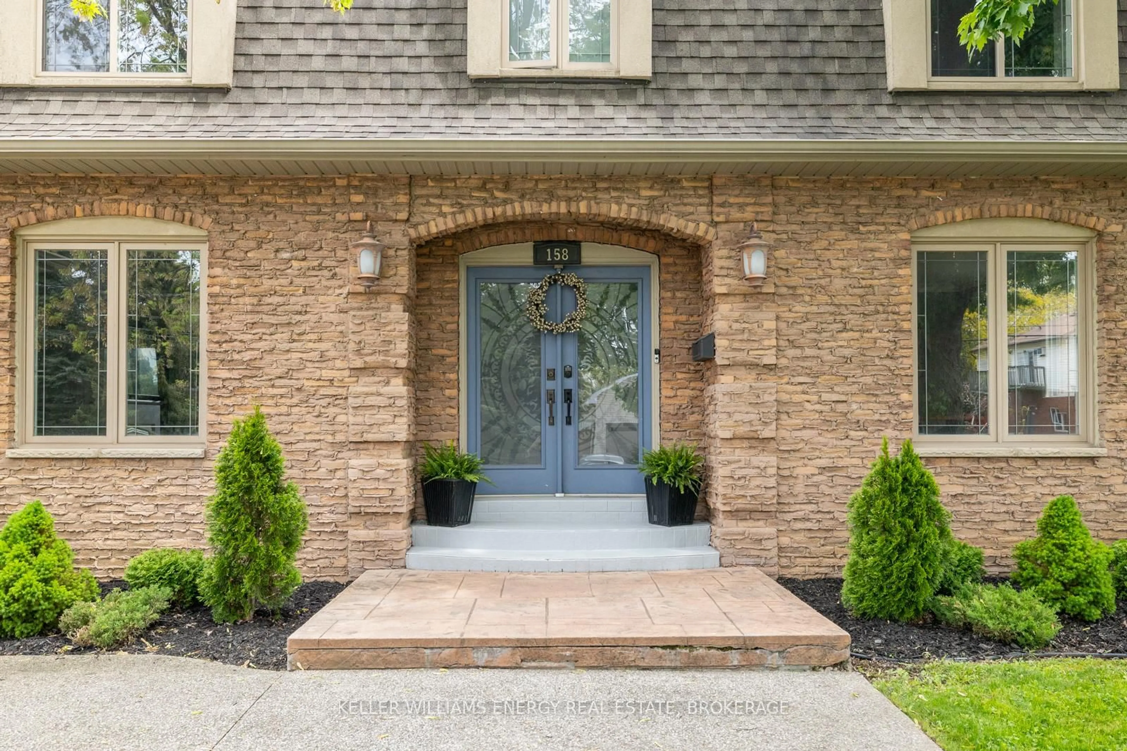 Home with brick exterior material, street for 158 Chester Ave, Hamilton Ontario L9C 2X1