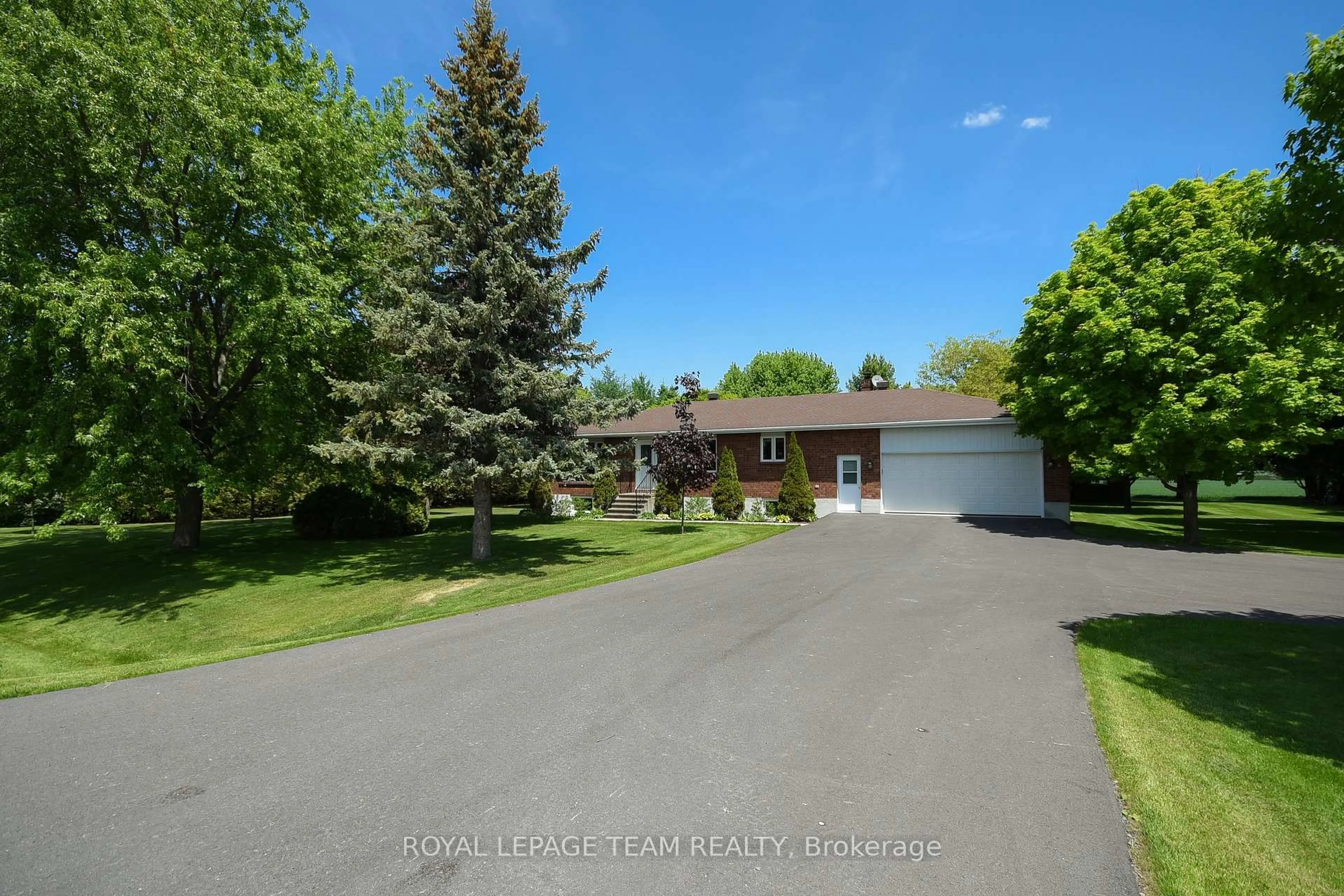A pic from outside/outdoor area/front of a property/back of a property/a pic from drone, street for 2348 Donald B. Munro Dr, Kinburn Ontario K0A 2H0