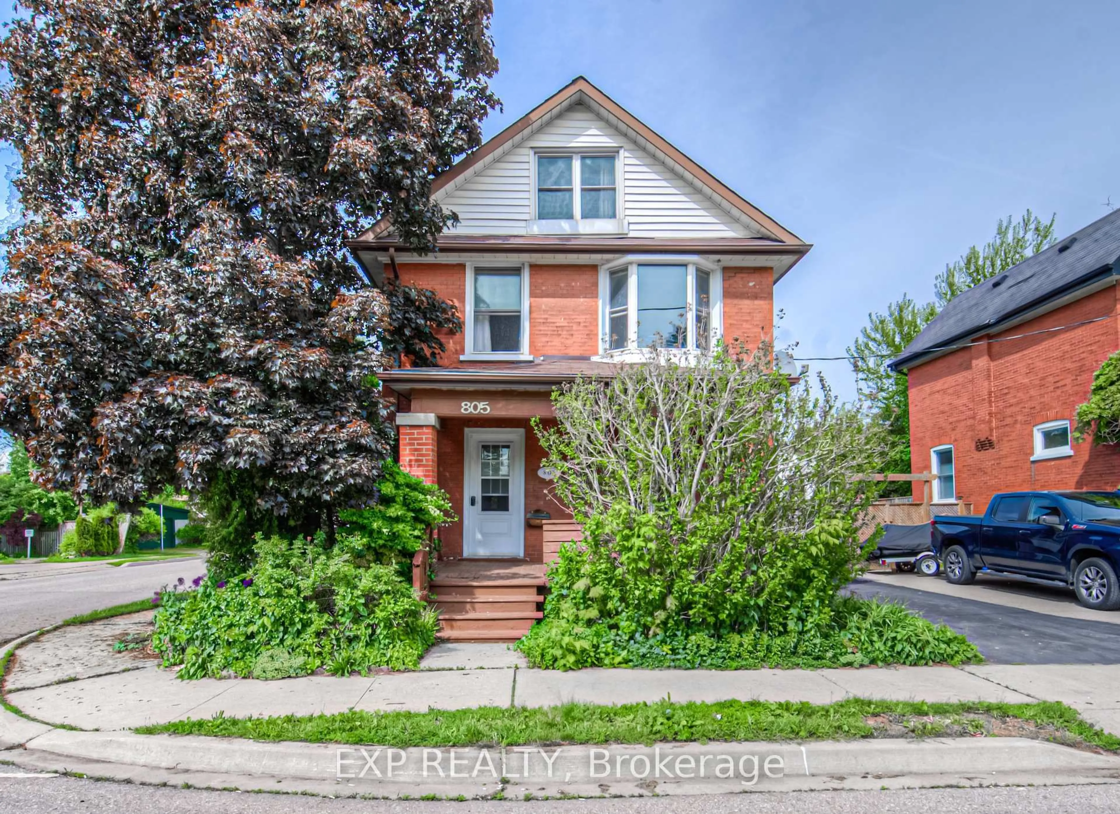 Home with brick exterior material, street for 805 William St, Cambridge Ontario N3H 3X2