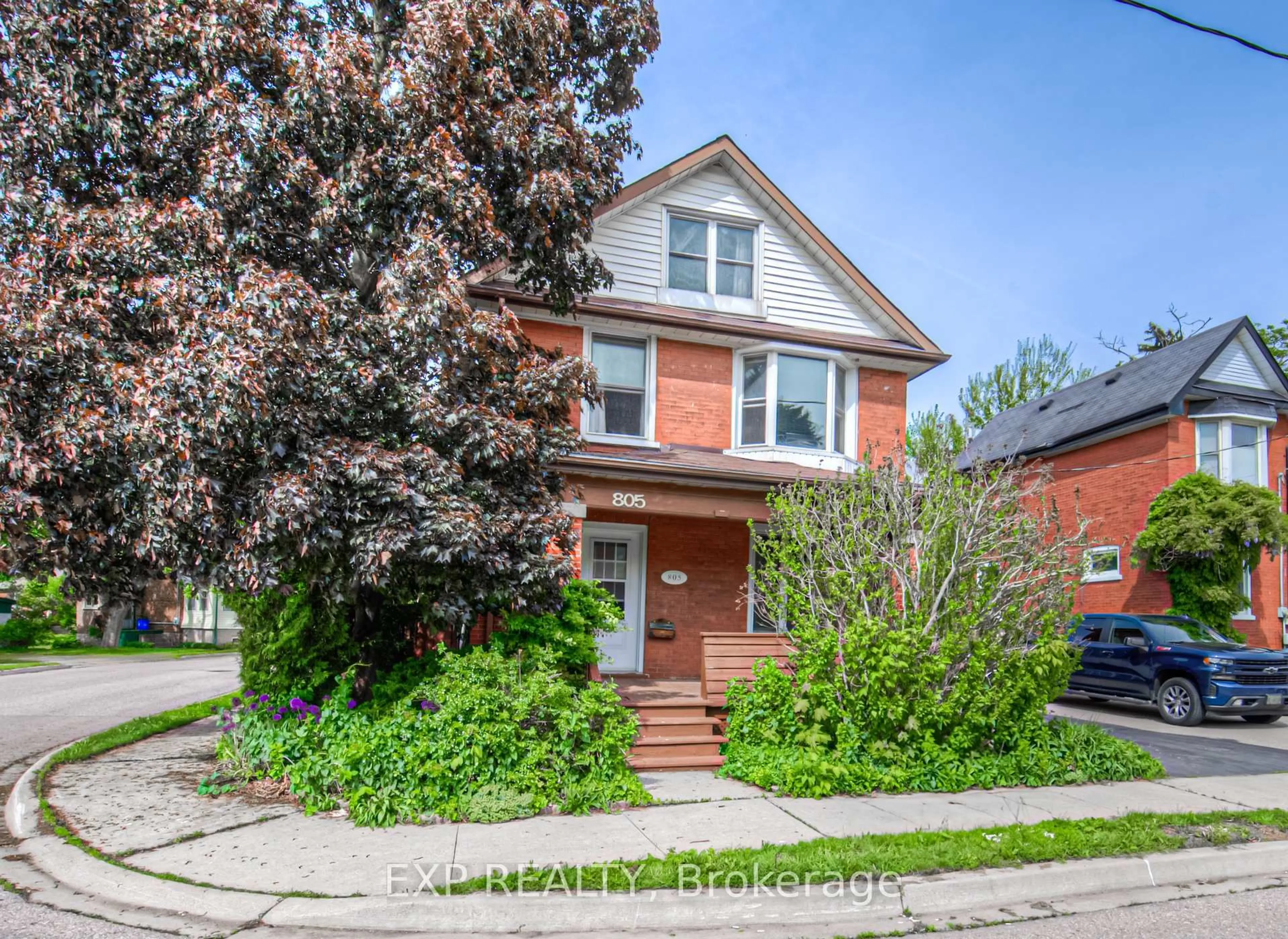 Home with brick exterior material, street for 805 William St, Cambridge Ontario N3H 3X2