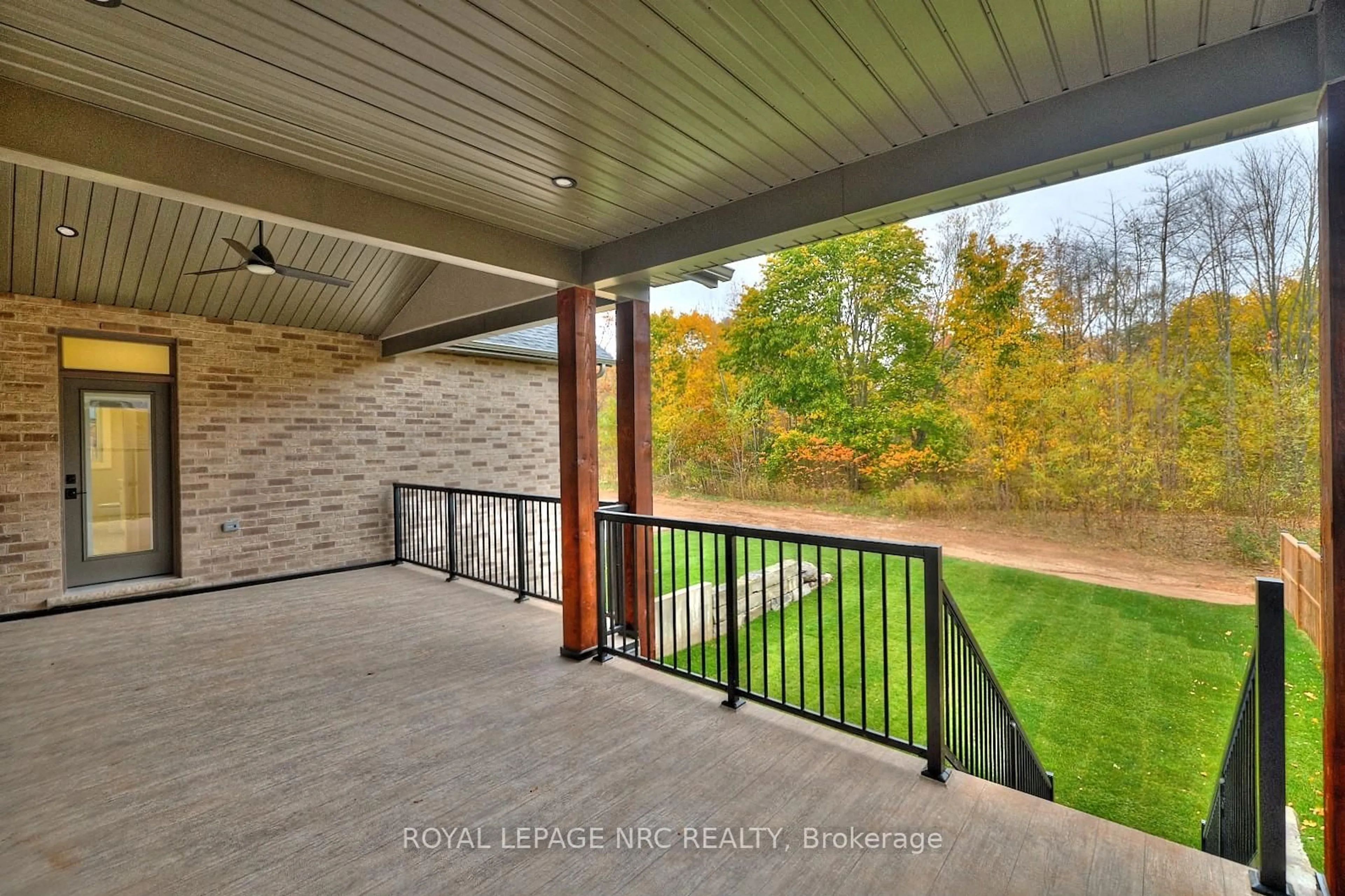 Patio, unknown for 1125 Balfour St, Pelham Ontario L0S 1C0