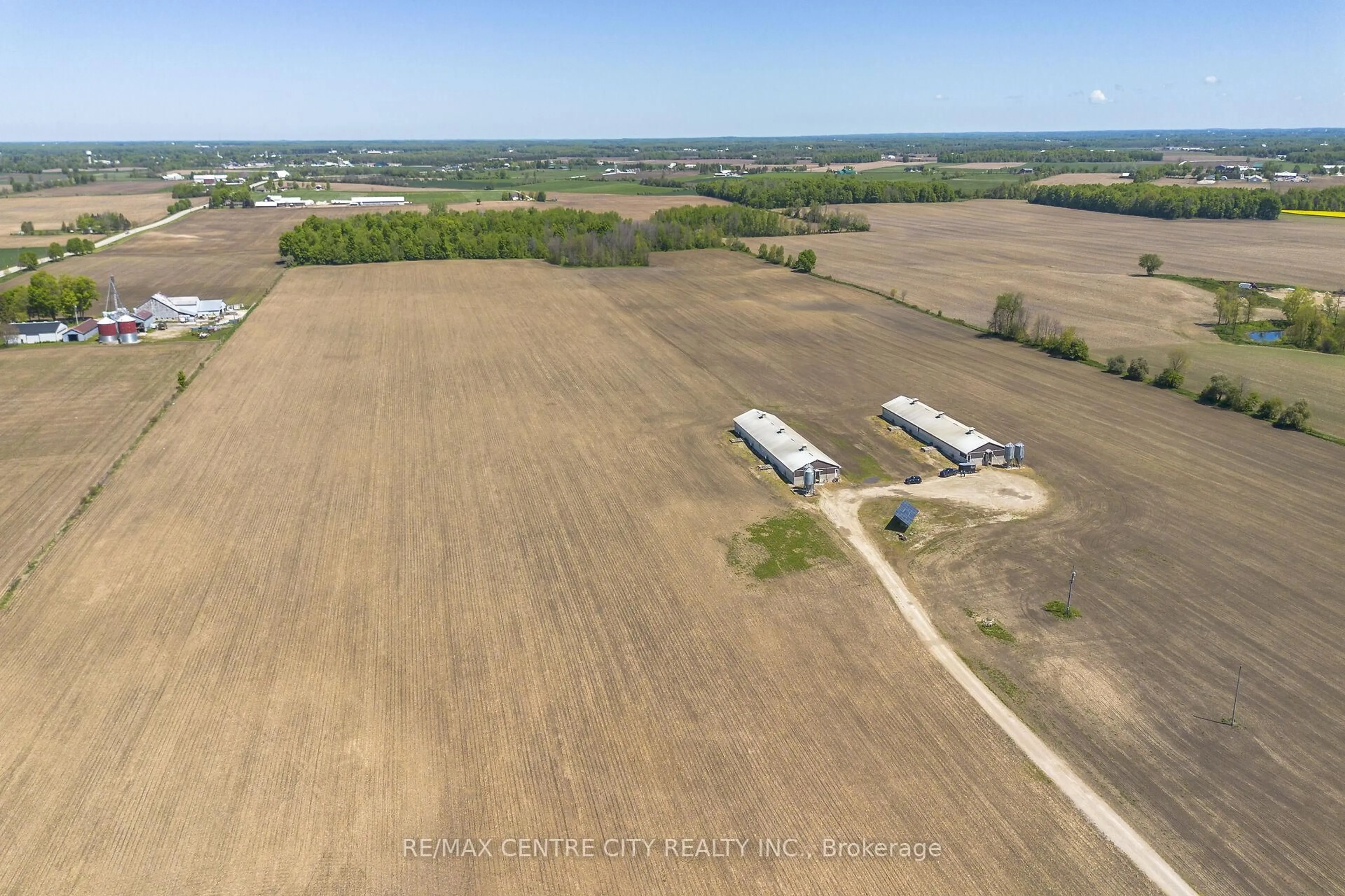 A pic from outside/outdoor area/front of a property/back of a property/a pic from drone, building for 6124 5th Line, Minto Ontario N0G 2P0