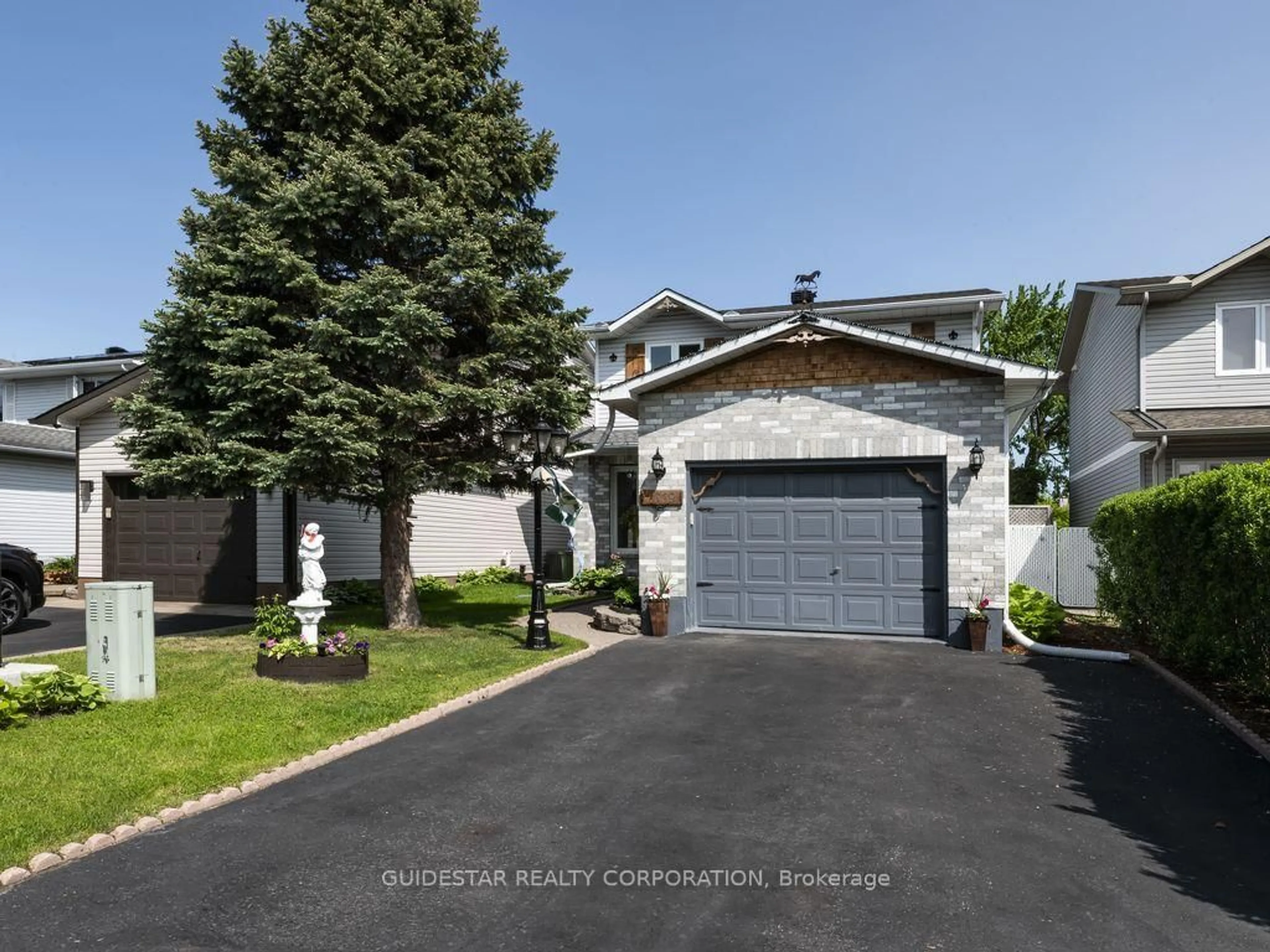 Home with vinyl exterior material, street for 1639 Toulouse Cres, Orleans Ontario K1C 6K5