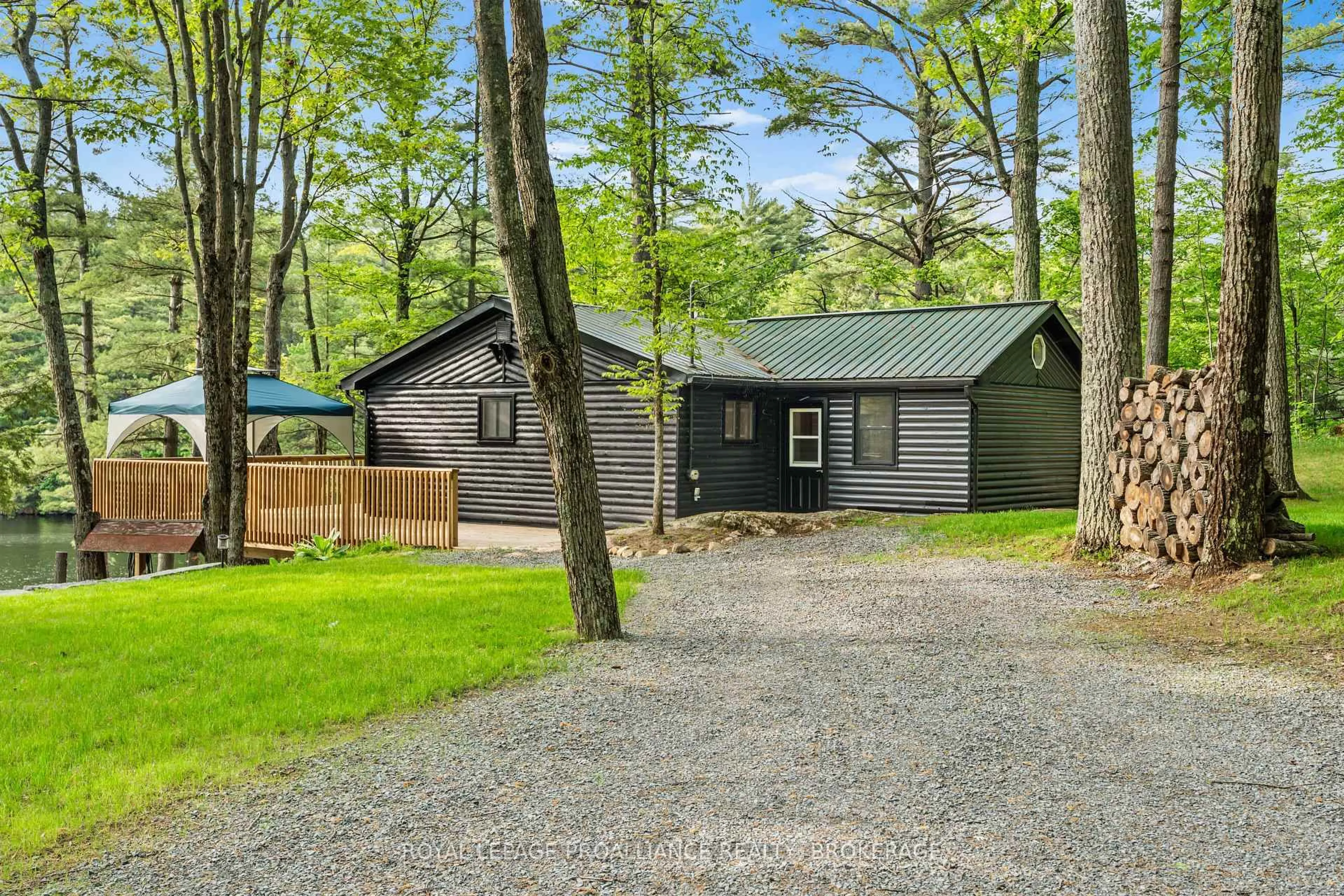 Shed for 55 Oak Shores Cres, Tichborne Ontario K0H 2V0