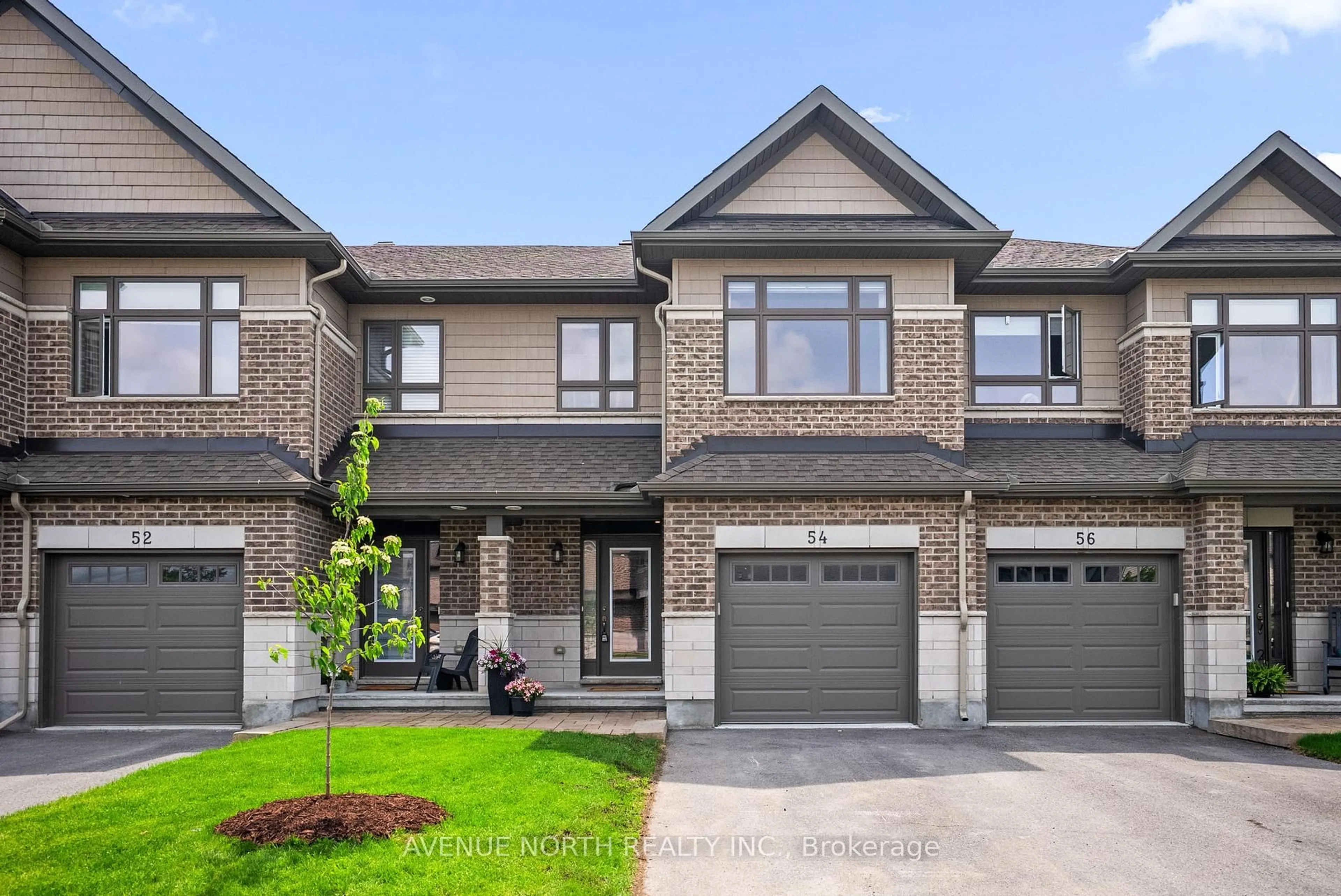Home with brick exterior material, street for 54 Porter St, Stittsville Ontario K2S 2L9
