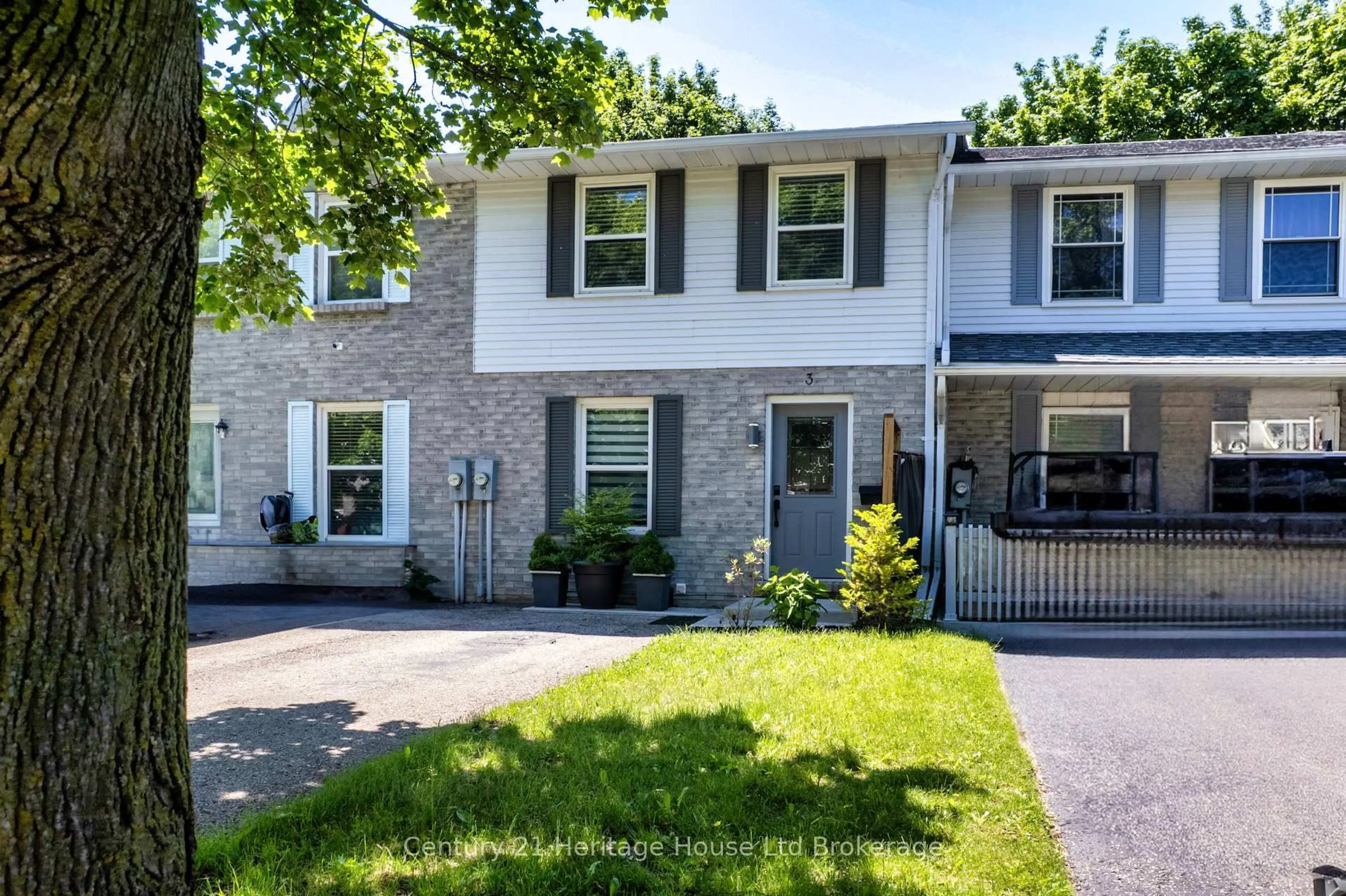Home with brick exterior material, street for 35 Blandford St #3, Woodstock Ontario N4S 7H7